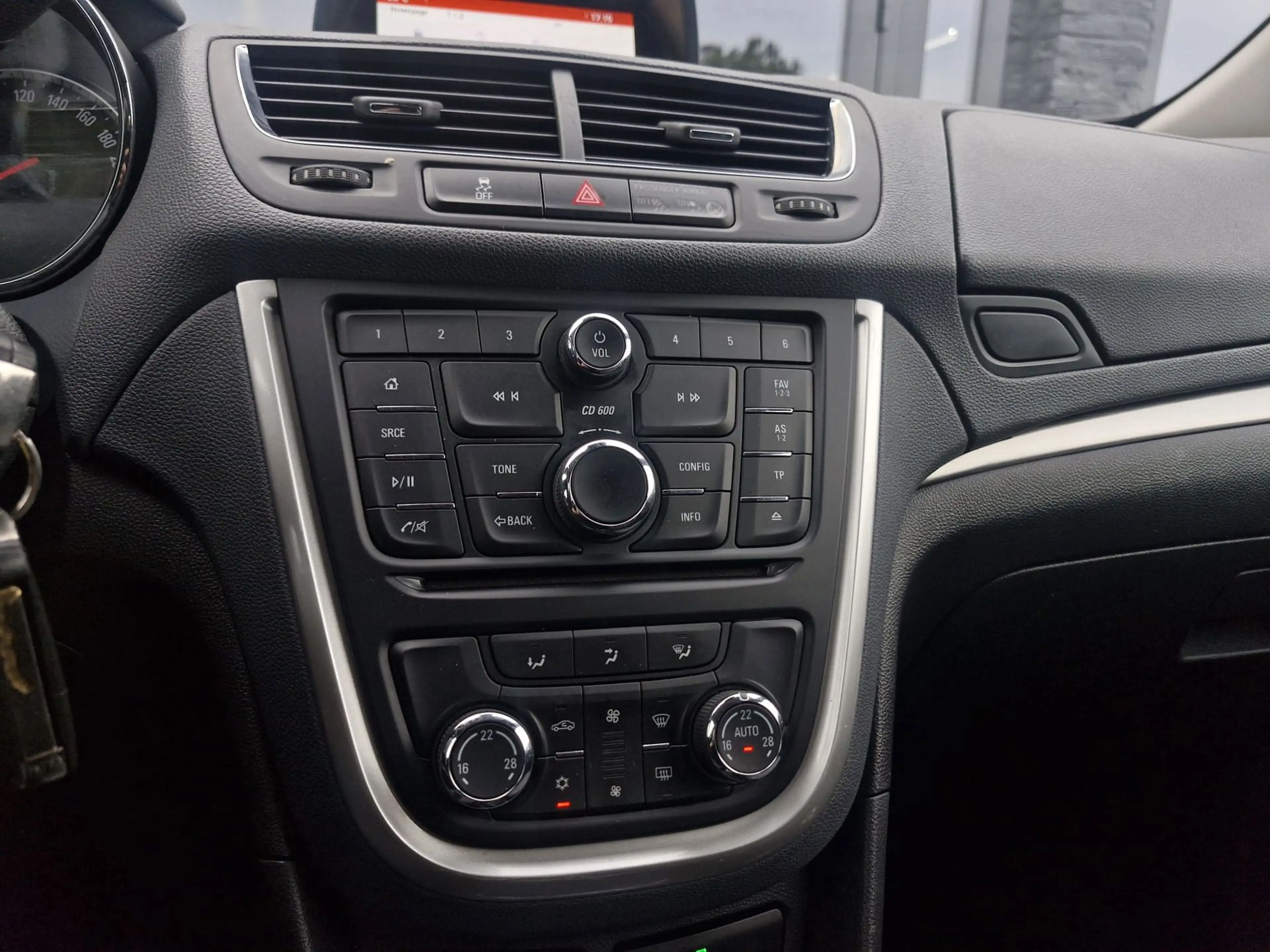 Opel Mokka 1.6 CDTi Innovation Euro 6 | Parkeercamera | Parke — photo 15