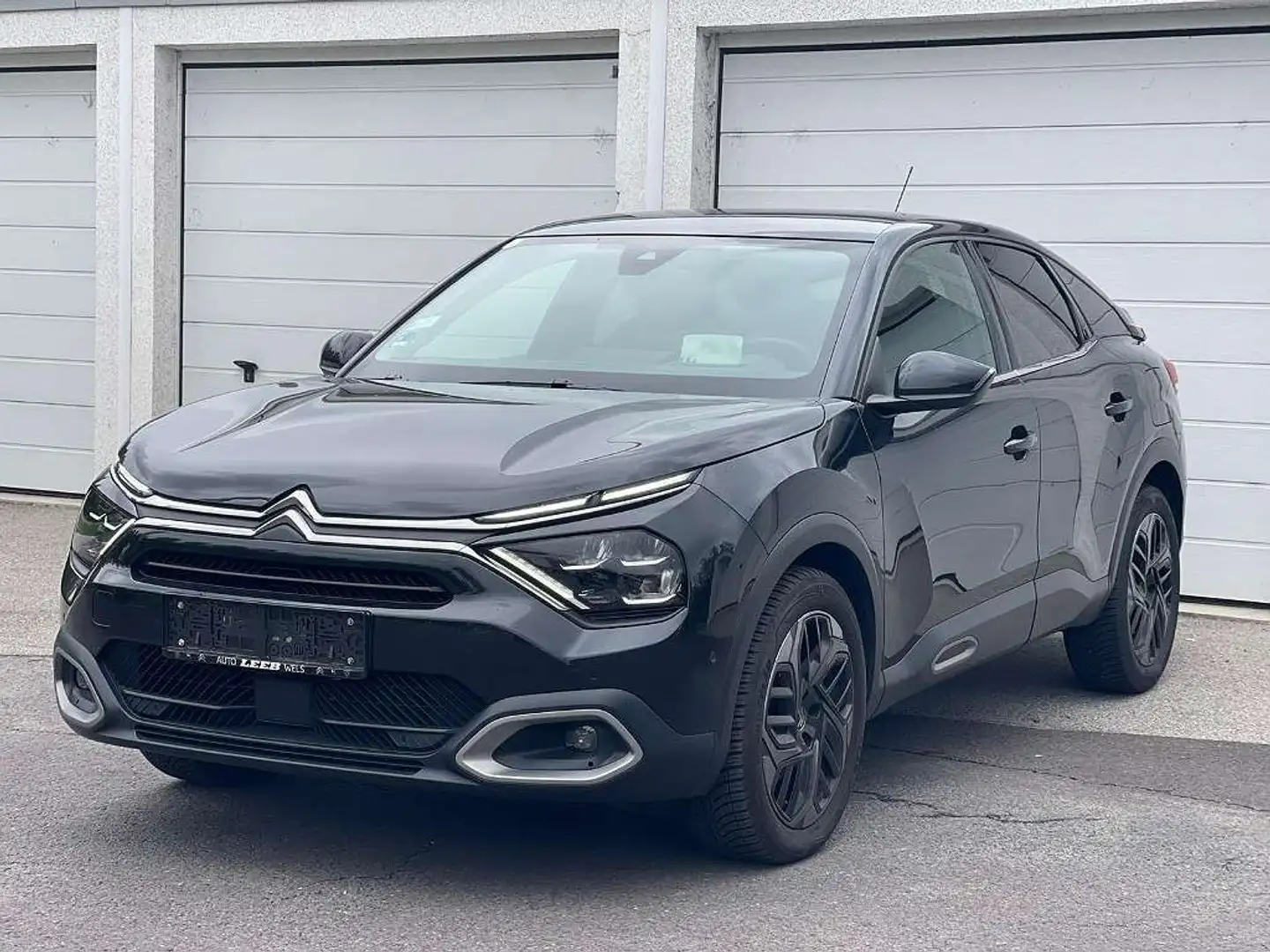 Citroen C4 BlueHDI 130 S&S Feel EAT8 Aut. Schwarz - 2