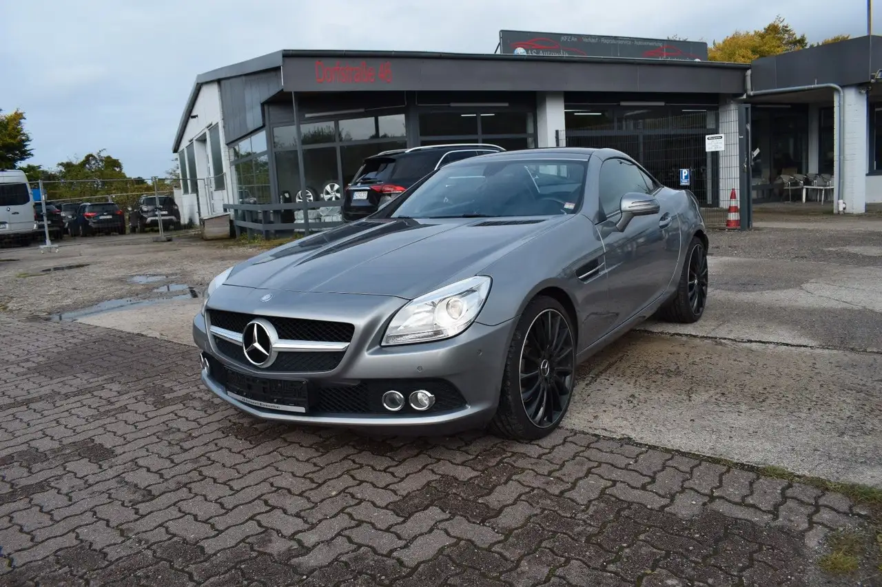 Mercedes-Benz SLK 250