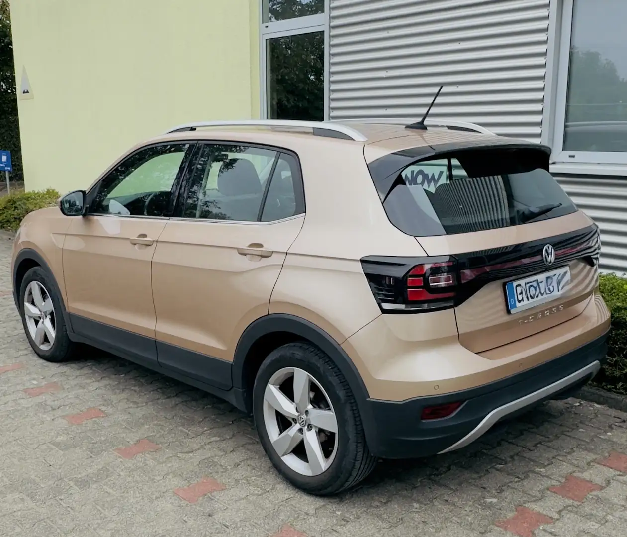 Volkswagen T-Cross Style Beige - 2