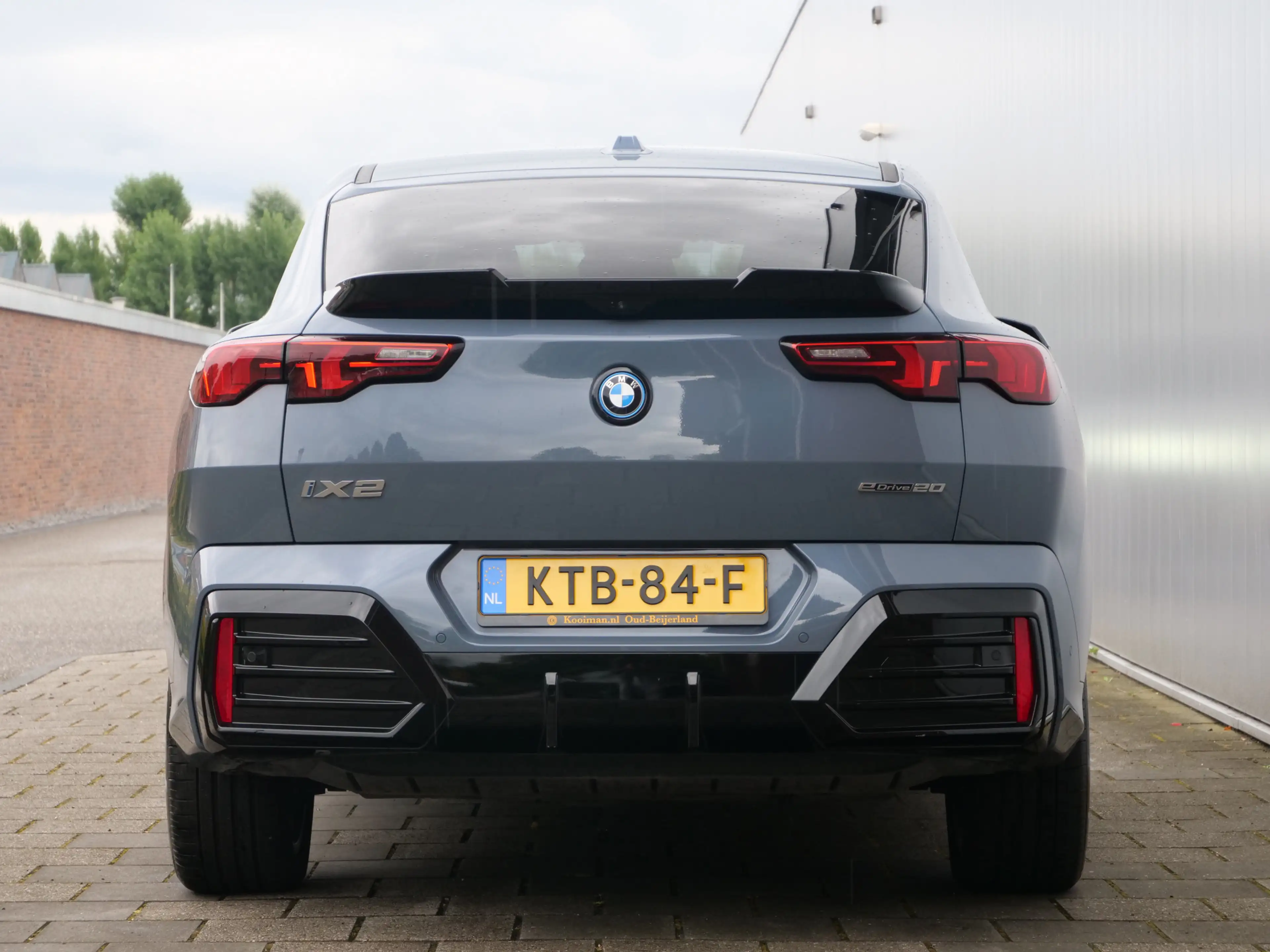 BMW iX2 eDrive20 67 kWh M Sport Edition 204 Pk Automaat Na — photo 7