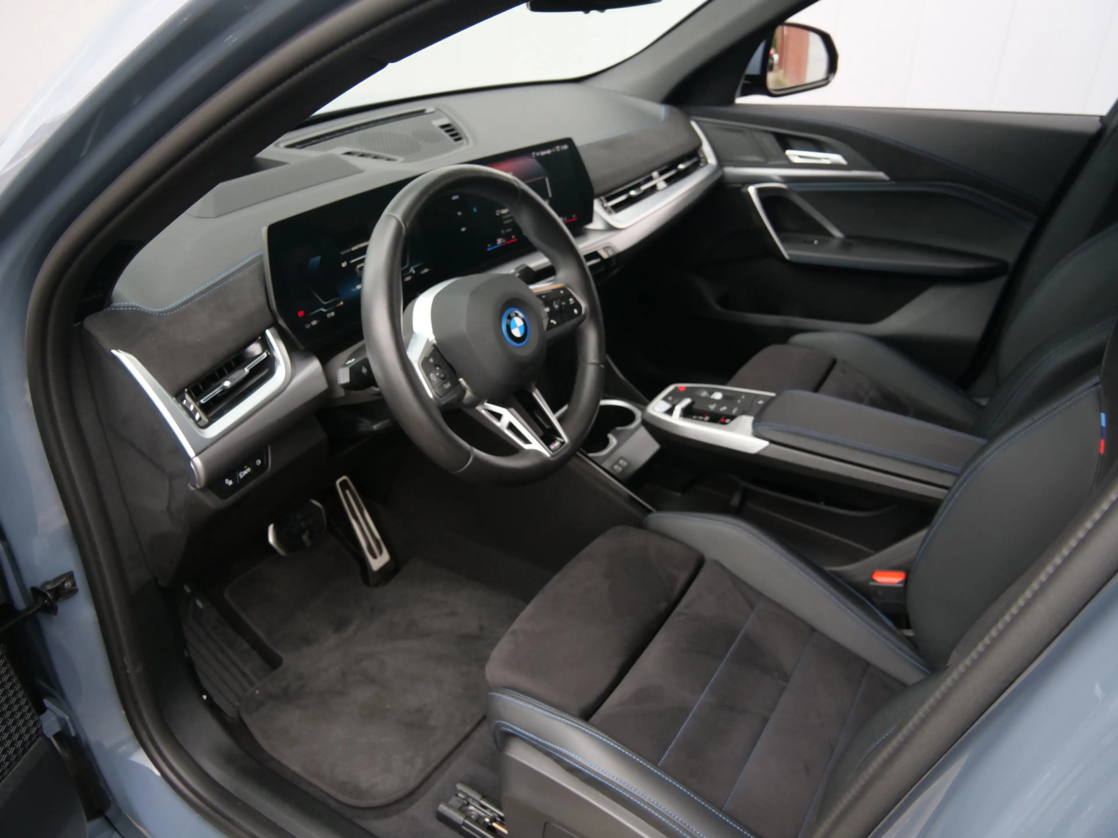 BMW iX2 eDrive20 67 kWh M Sport Edition 204 Pk Automaat Na — photo 27