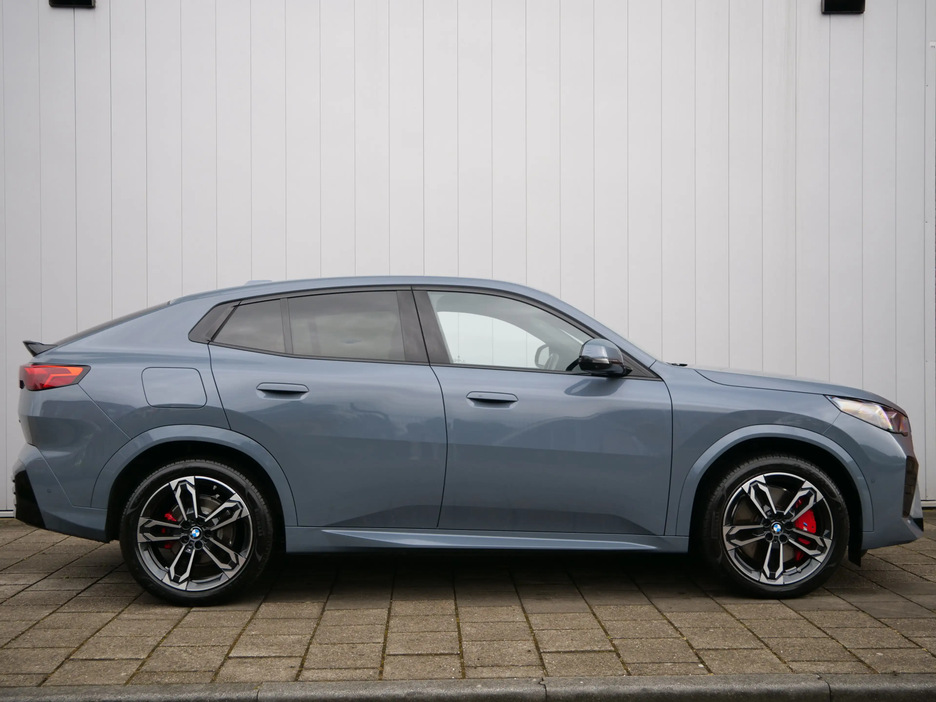 BMW iX2 eDrive20 67 kWh M Sport Edition 204 Pk Automaat Na — photo 9