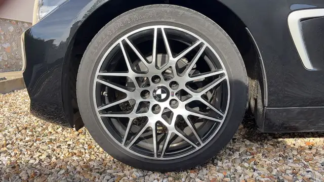 BMW 4 Series view 18