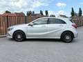 Mercedes-Benz A 180 AMG-Line PANO 18 INCH keyless Grijs - thumbnail 4