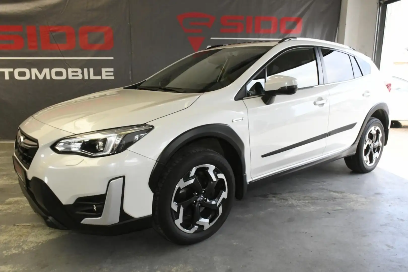 Subaru XV 2,0ie AWD Platinum ACC*SDACH*ST.HZ*CAM*AHK Klima Weiß - 2