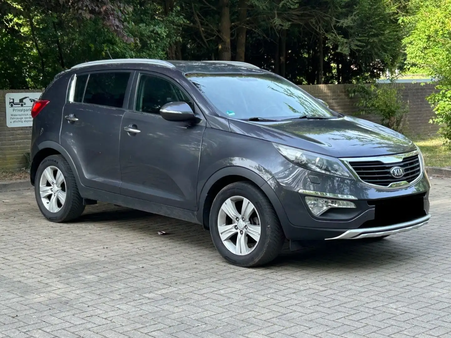 Kia Sportage Attract 2WD*Berganfahr.* *4xSHZ* 1.Hand Grau - 2