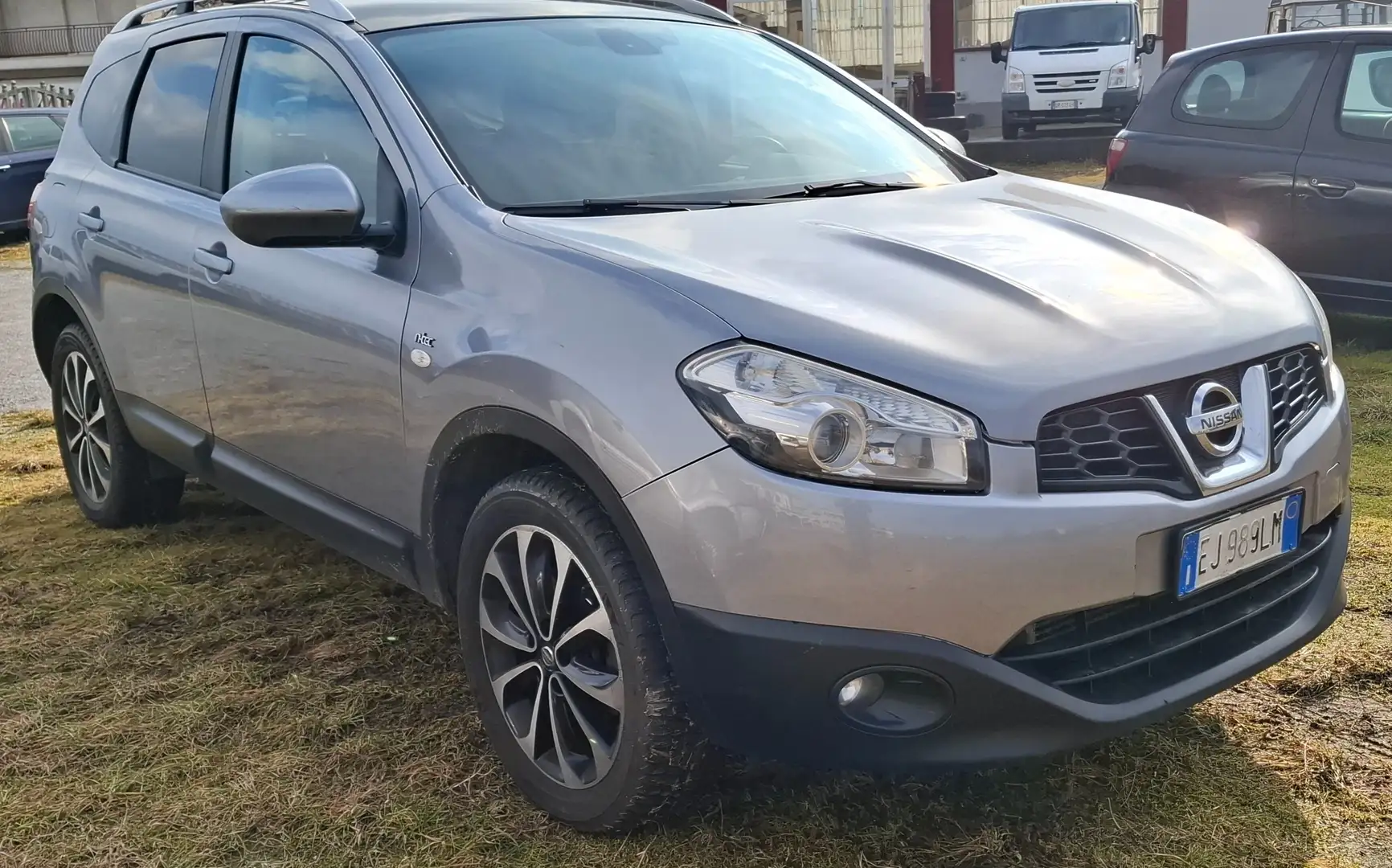 Nissan Qashqai Qashqai+2 2.0 dci Acenta dpf FL Zilver - 2