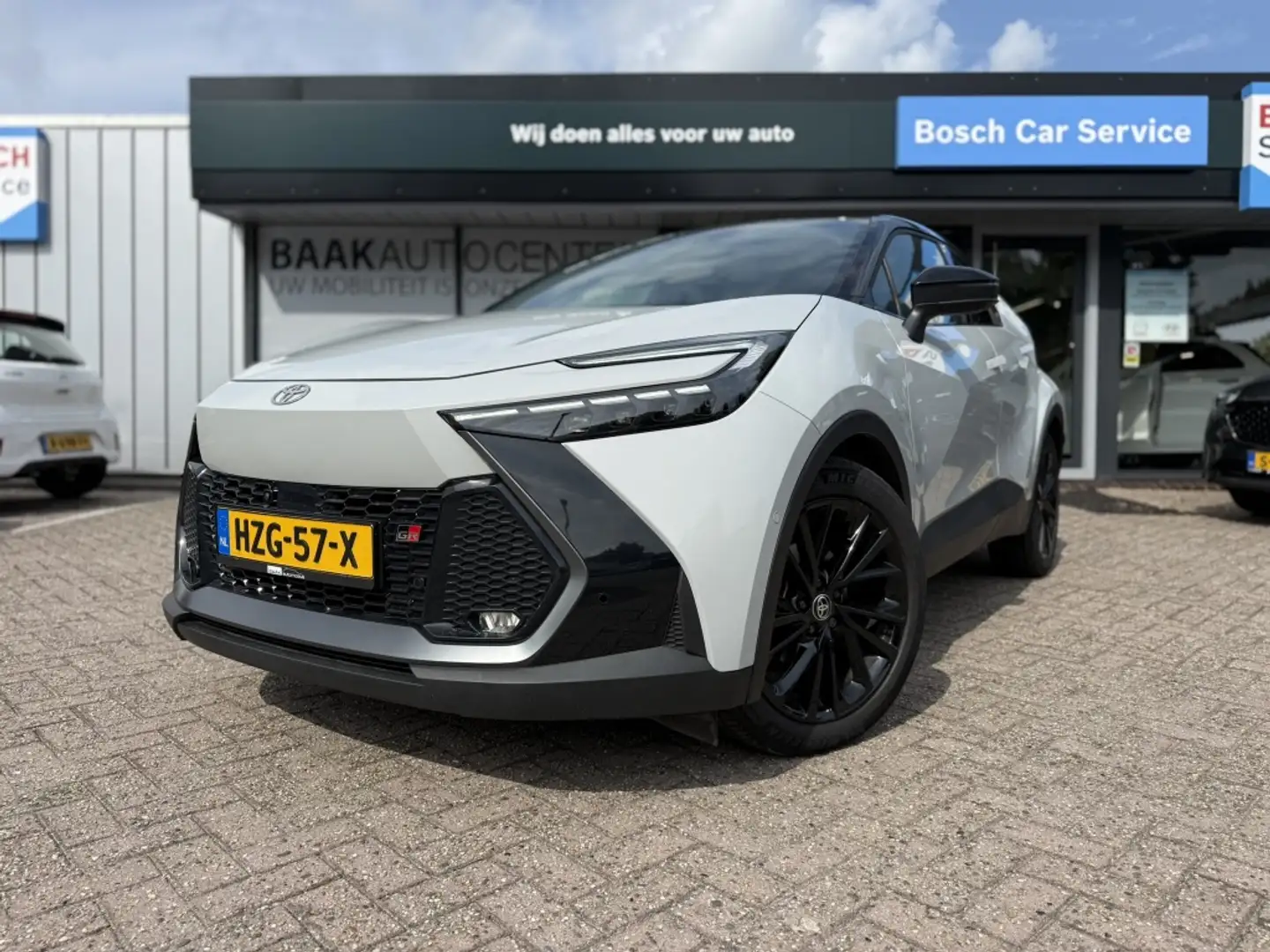Toyota C-HR 2.0 Hyb 200 GR SPORT | 360 camera | Navi | 200PK Wit - 2