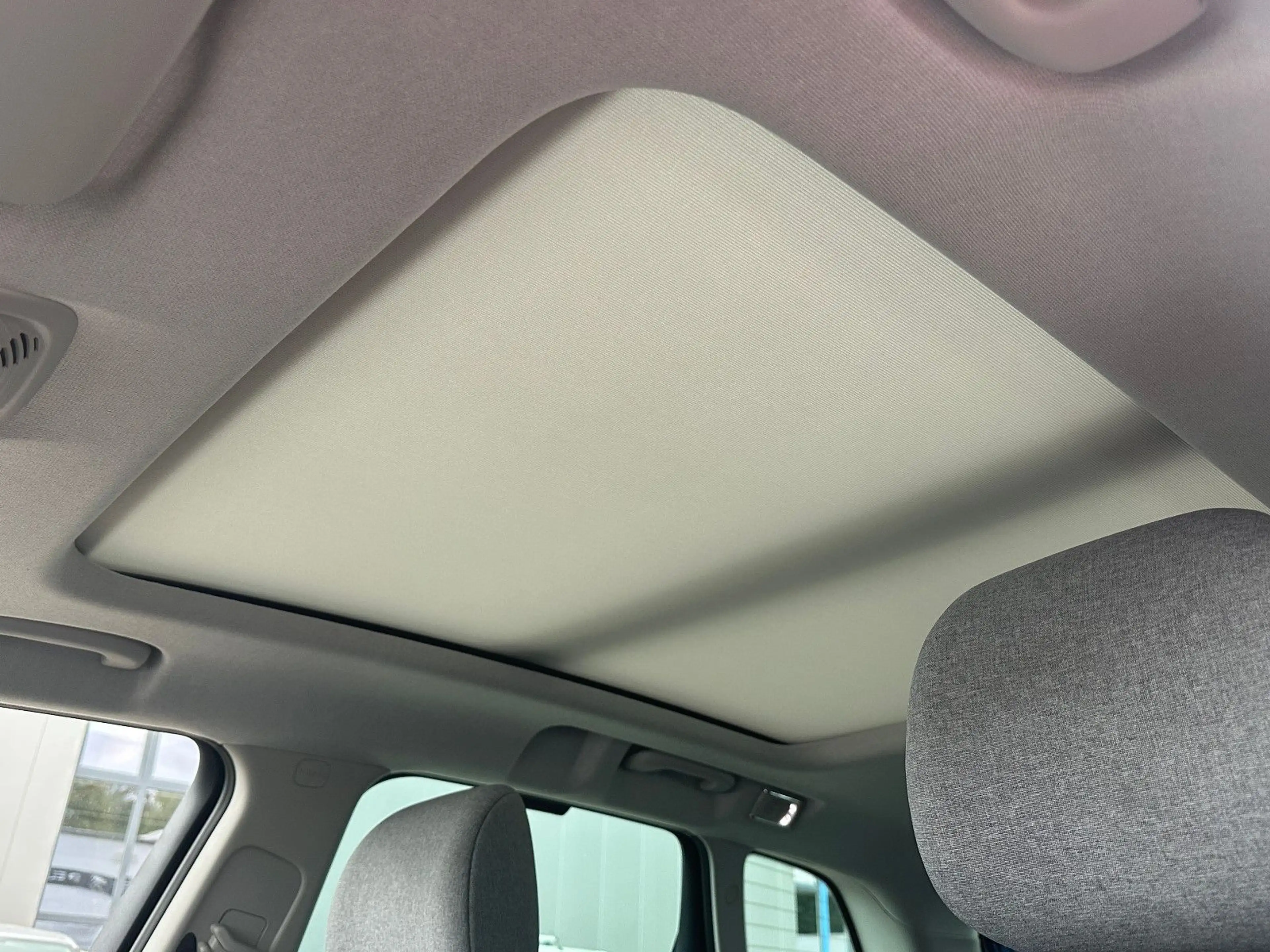 Citroen C3 Aircross Shine Pack EAT6 — photo 11