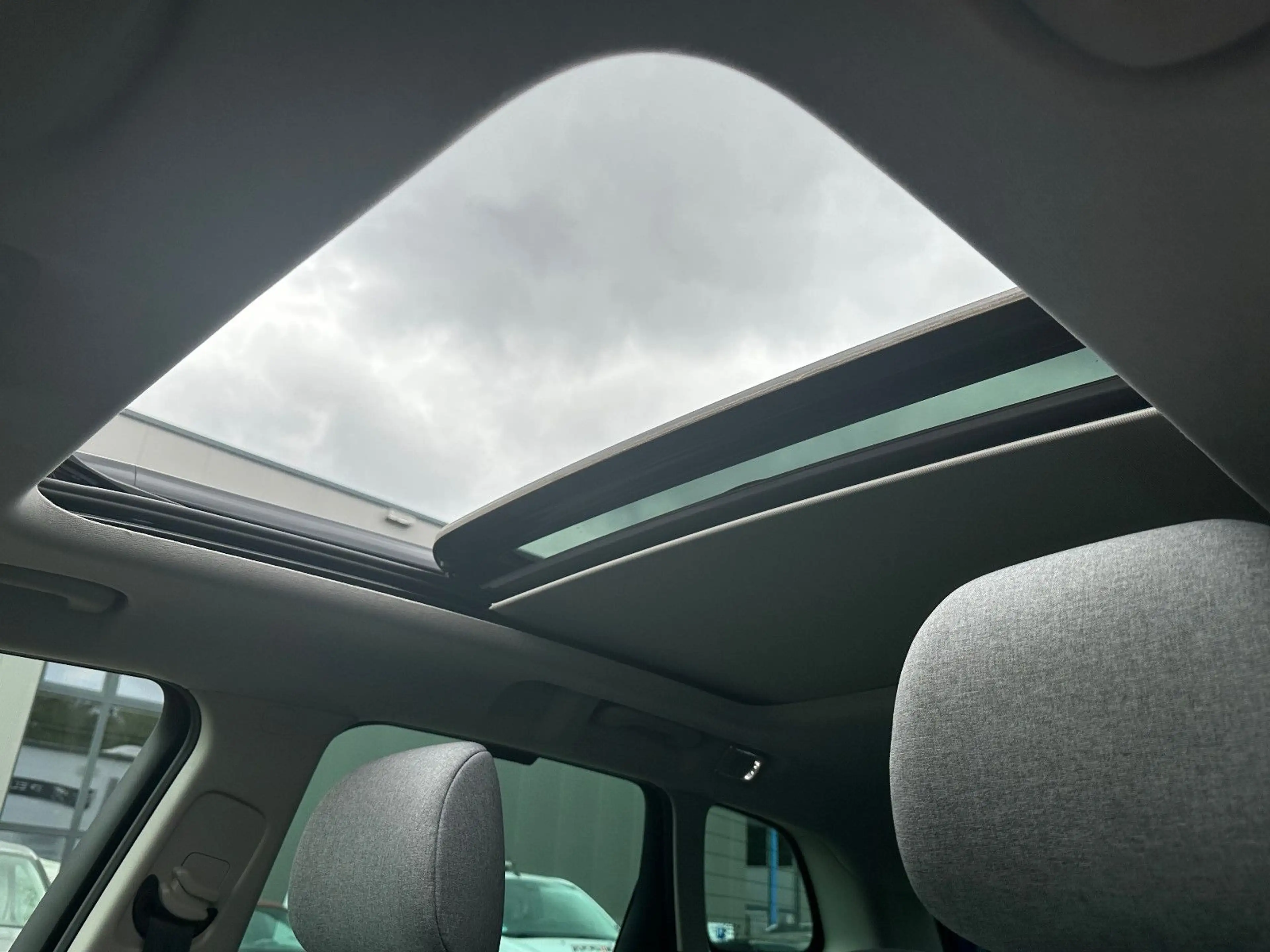 Citroen C3 Aircross Shine Pack EAT6 — photo 9