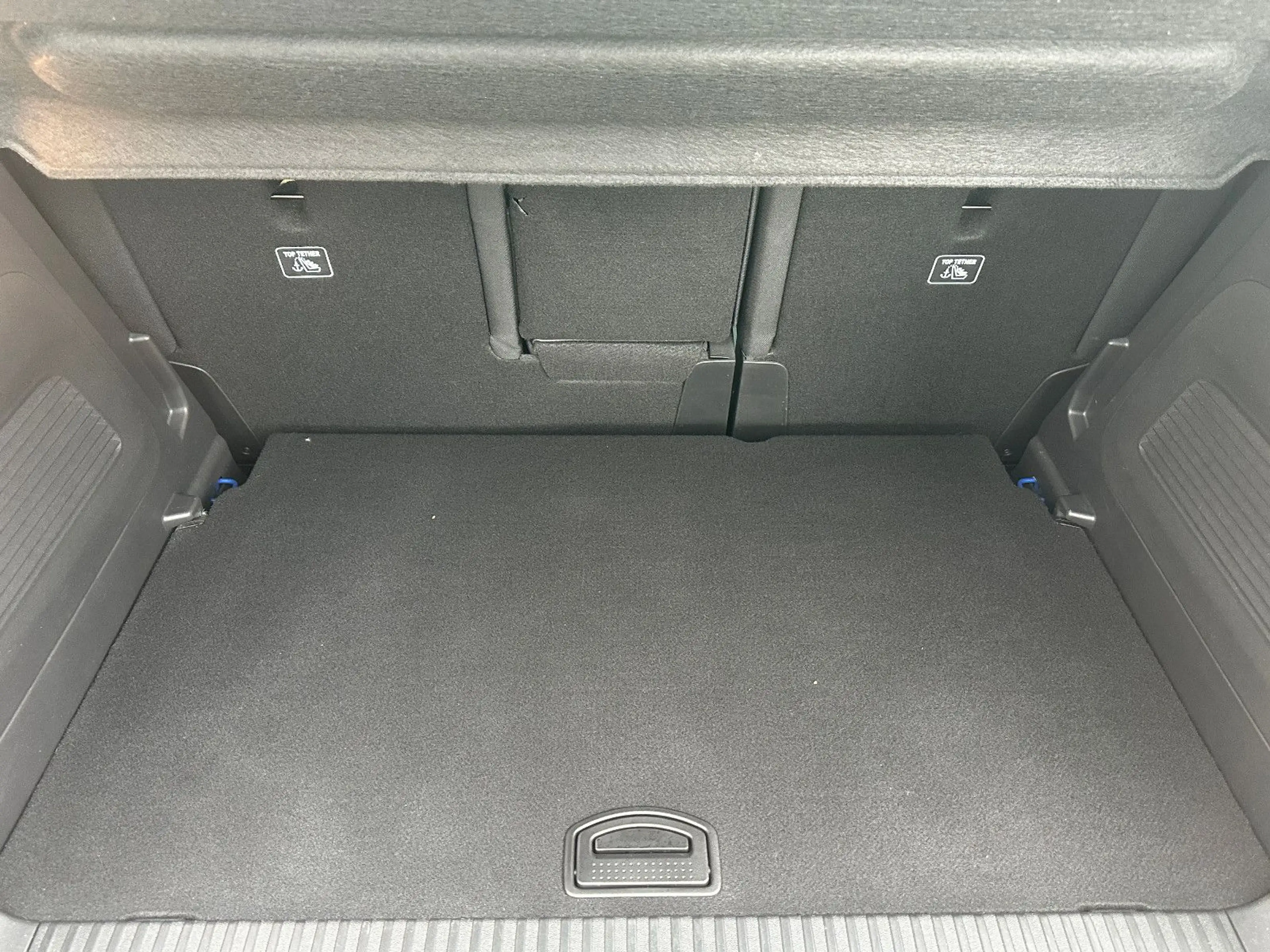 Citroen C3 Aircross Shine Pack EAT6 — photo 15