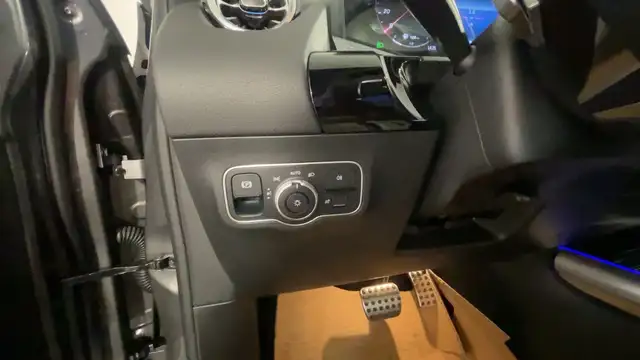 Mercedes-Benz Gla Class view 14