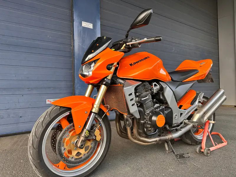 Kawasaki Z 1000 - foto 2