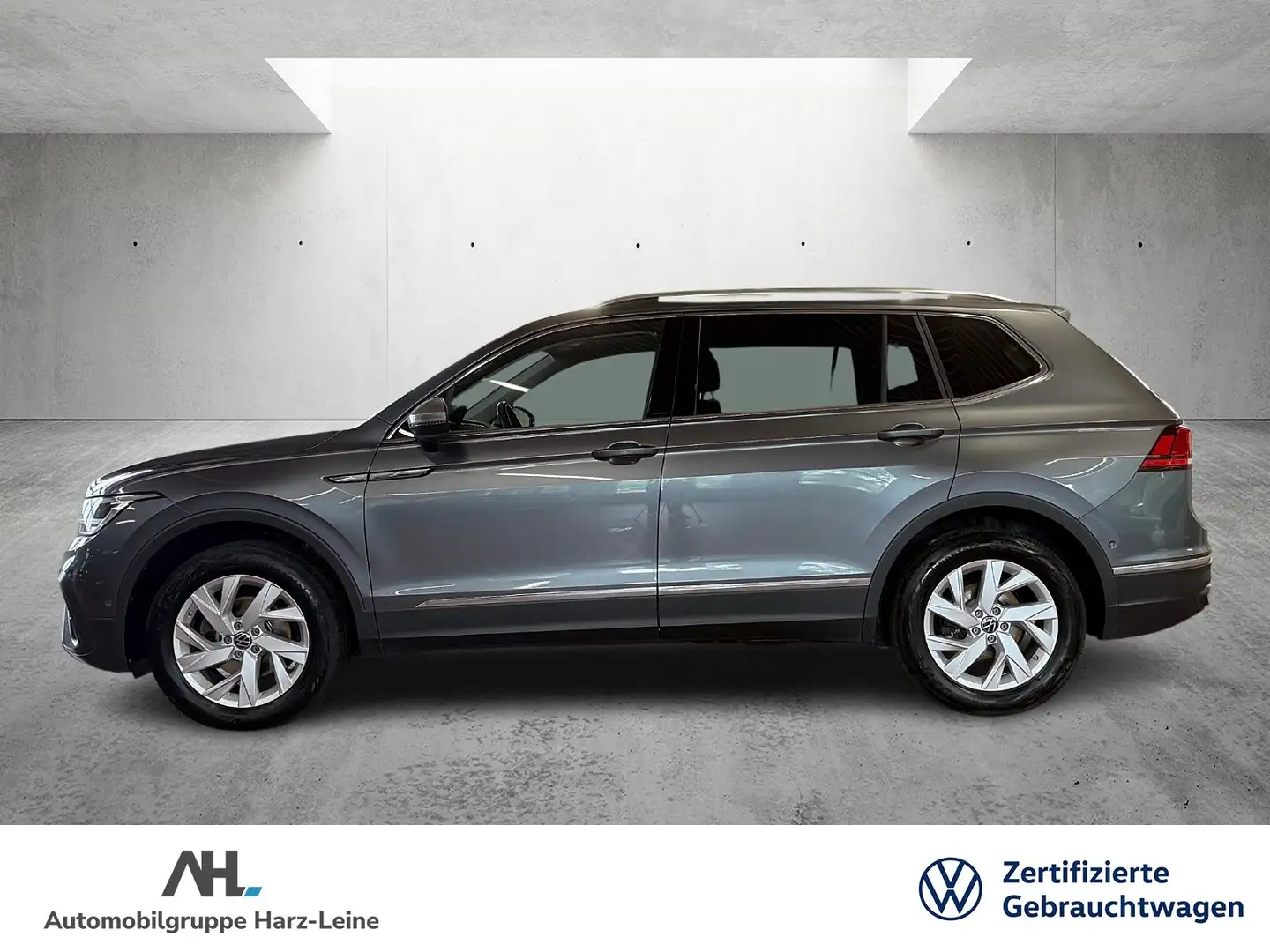 Volkswagen Tiguan Allspace 2.0 TDI Life DSG LED Navi ACC Pano RFK Grijs - 2