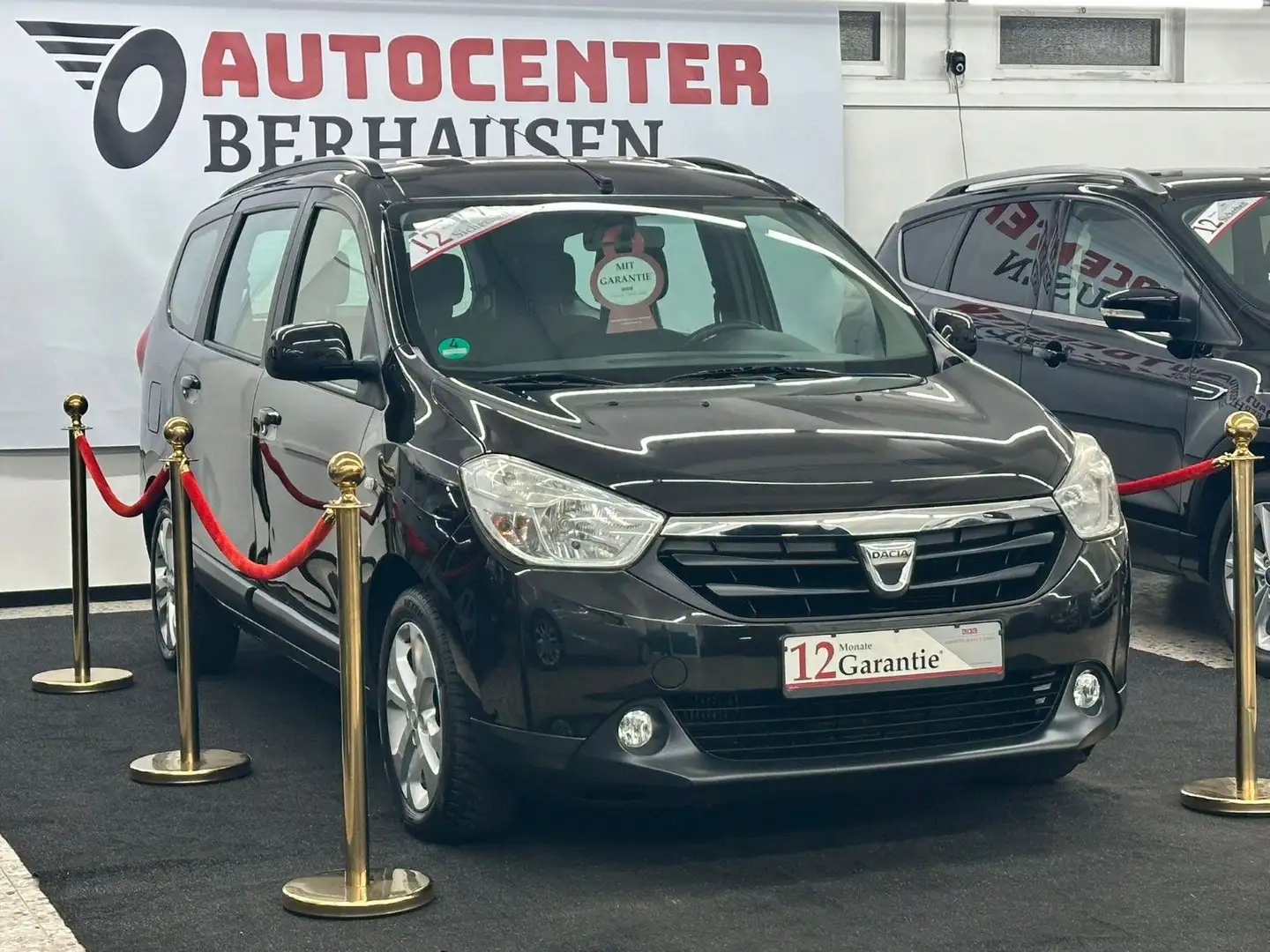 Dacia Lodgy Prestige*KLIMA*NAVI*PDC*AHK*GARANTIE* Schwarz - 2