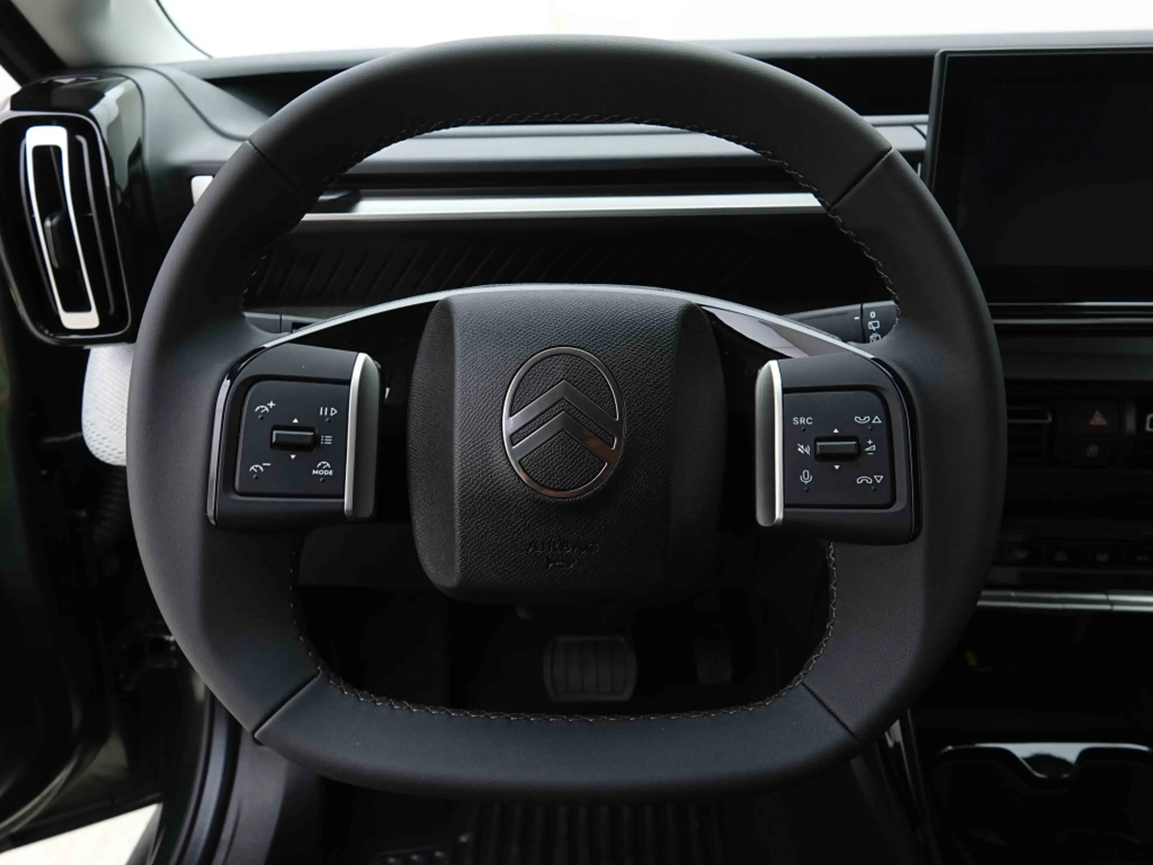 Citroen C3 Aircross 145 Hybrid AUT Max 7pl | GPS | Camera | LED Lights — photo 10