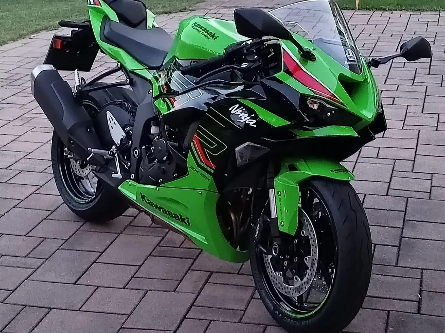 Kawasaki Ninja ZX-6R EINE UNAUFHALTSAME - Rakete - aus Japan! Verde - 1