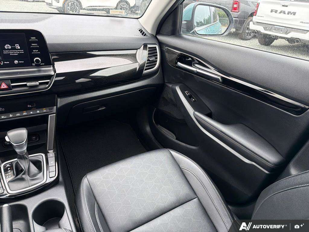 used 2025 Kia Seltos car, priced at $28,888
