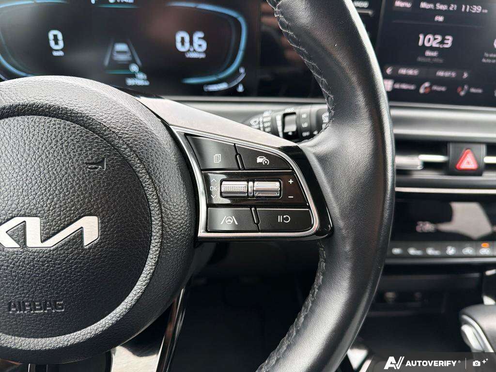 used 2025 Kia Seltos car, priced at $28,888