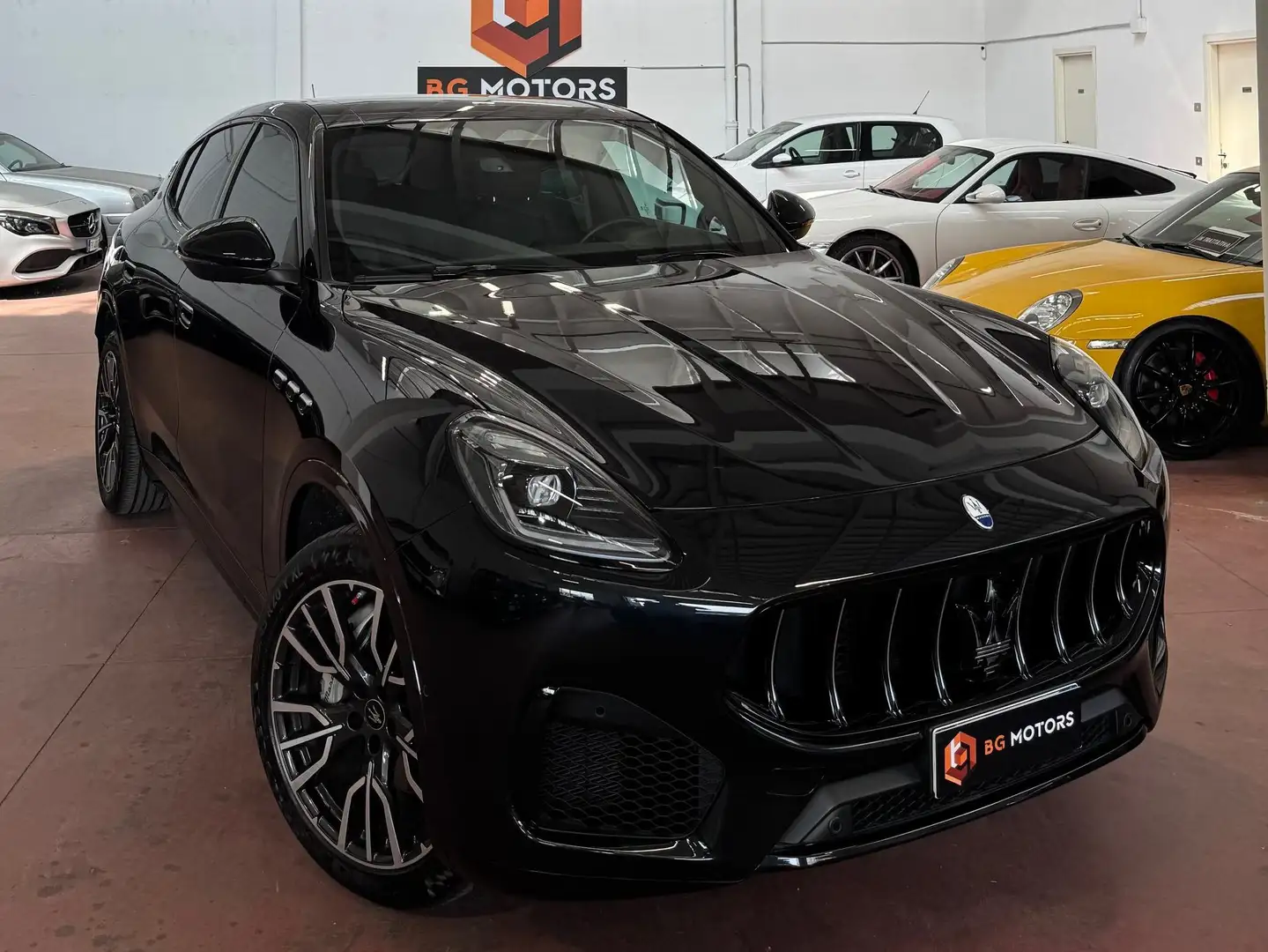 Maserati Grecale Grecale 2.0 mhev GT 250cv auto Noir - 1