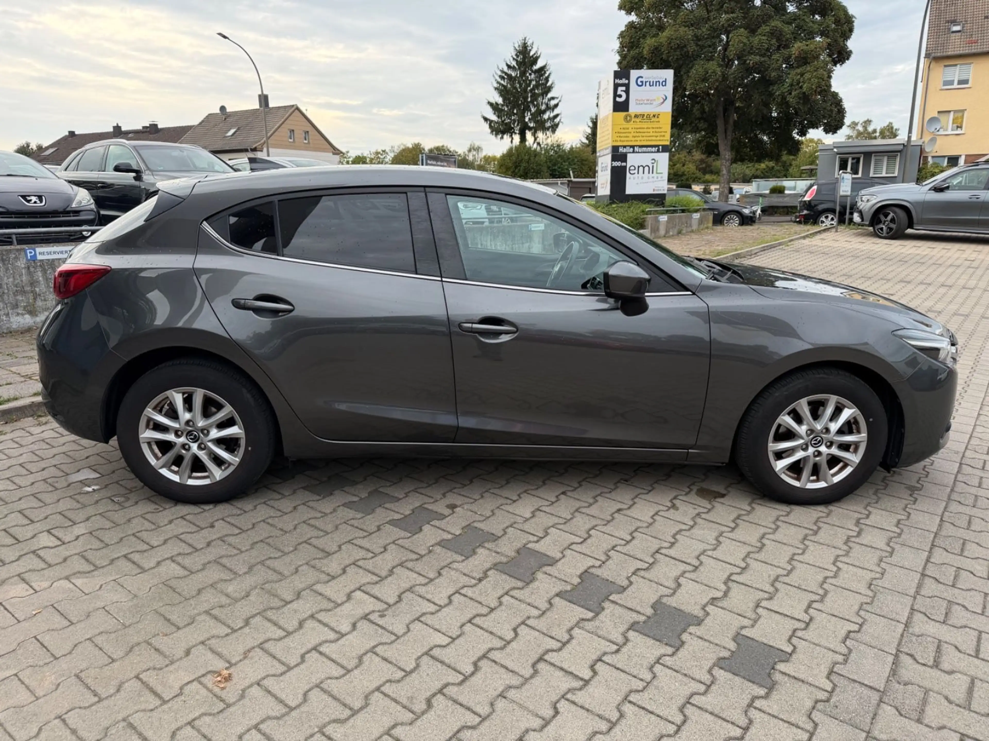 Mazda 3 2.2 Exclusive-Line * 1.Hand * Head-up-Display — photo 7