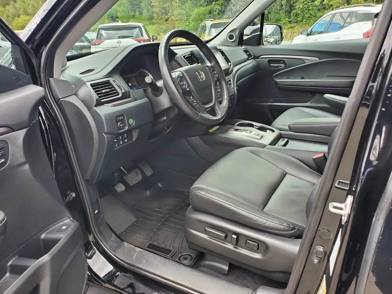 Honda Ridgeline photo Honda Ridgeline