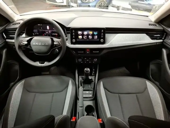 Škoda Kamiq 1.0 TSI DSG Selection 2026, foto 3