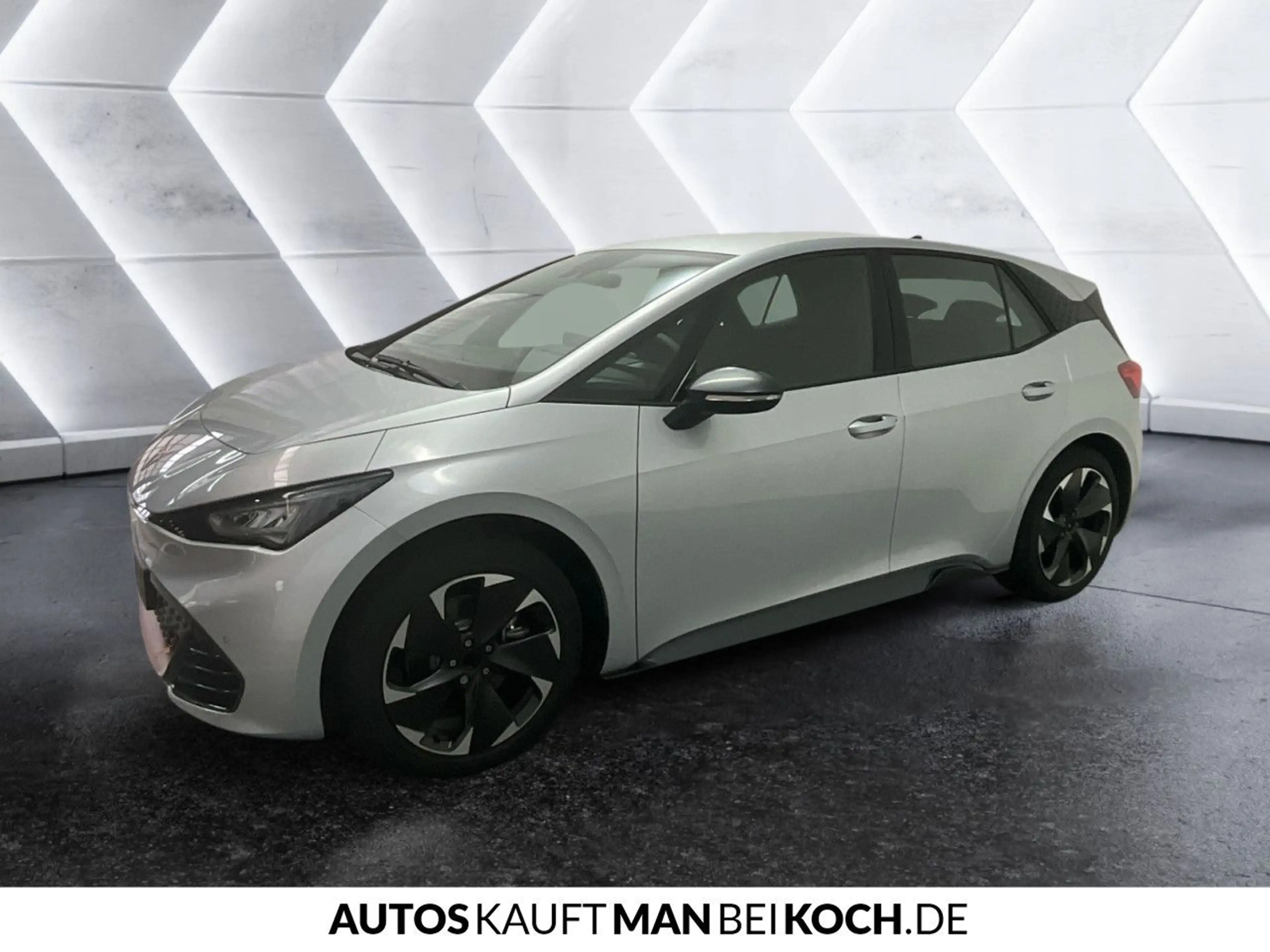 CUPRA Born 150kW/60kWh NAVI SHZ Bluetooth LED Klima — photo 3