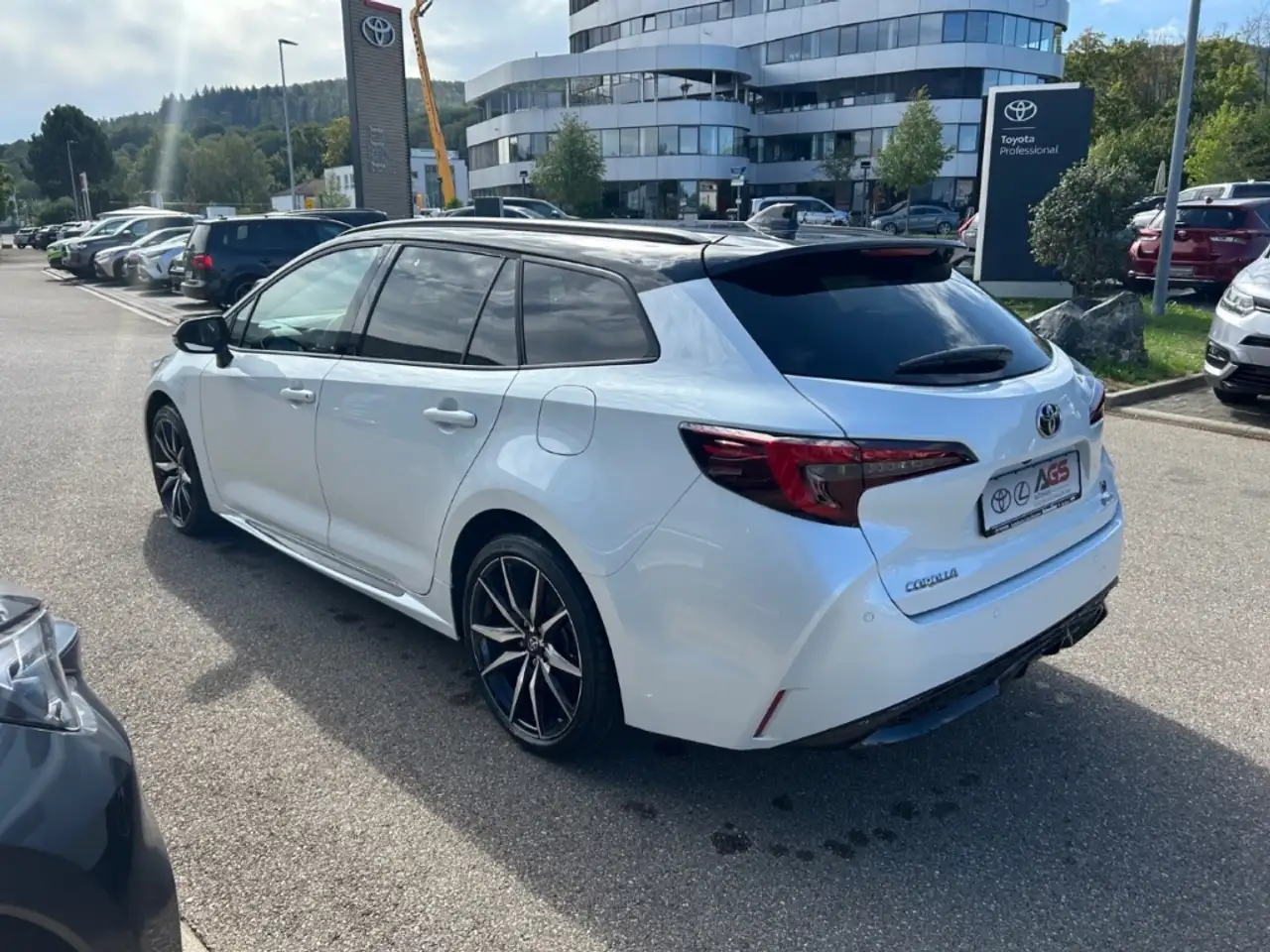 Toyota Corolla Hybrid 2,0L Touring Sports GR Sport, миниатюра 5