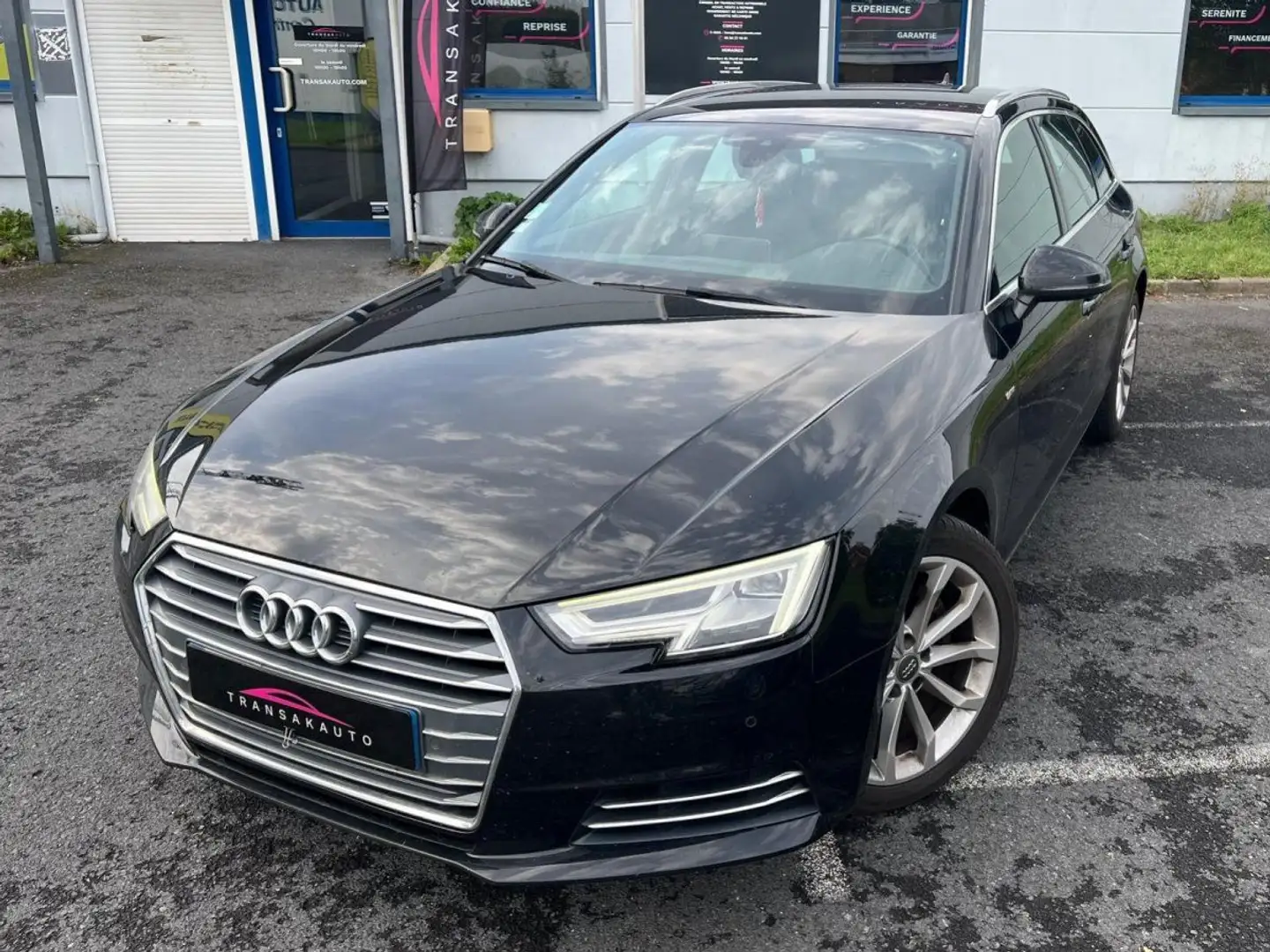 Audi A4 2.0 TDI 150 S tronic 7 Noir - 1