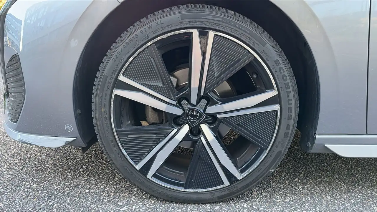 Peugeot 308 308 — photo 18