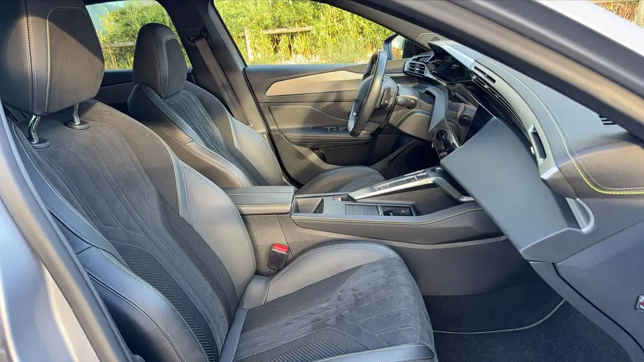 Peugeot 308 308 — photo 25