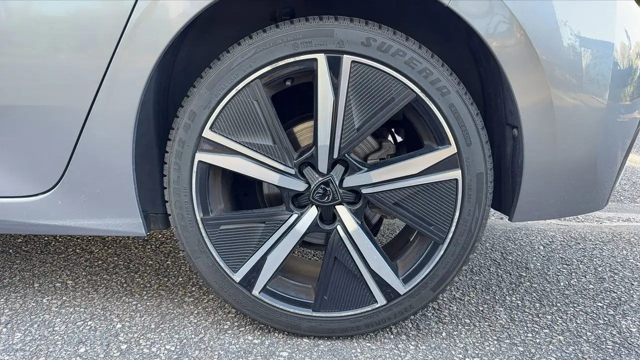 Peugeot 308 308 — photo 19