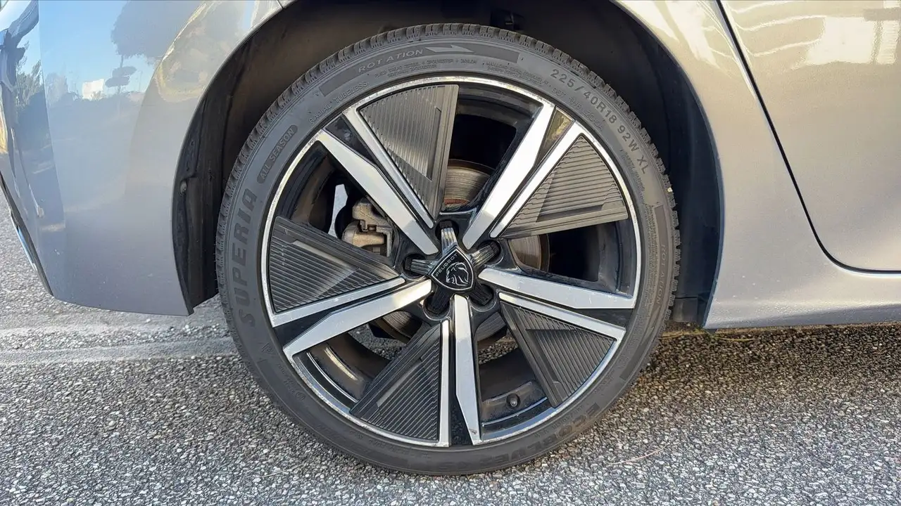 Peugeot 308 308 — photo 16