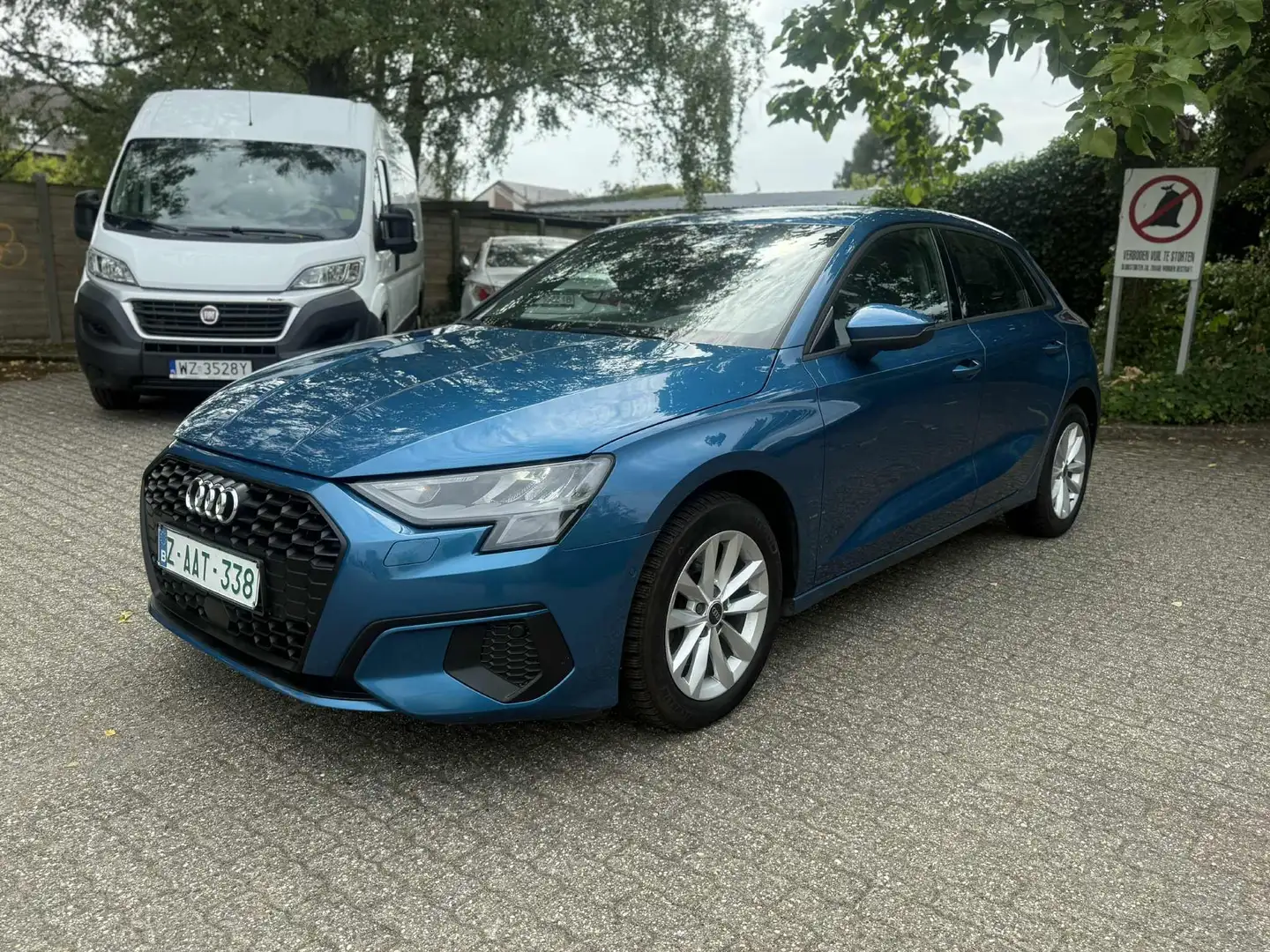 Audi A3 Sportback TFSI S tronic Bleu - 1