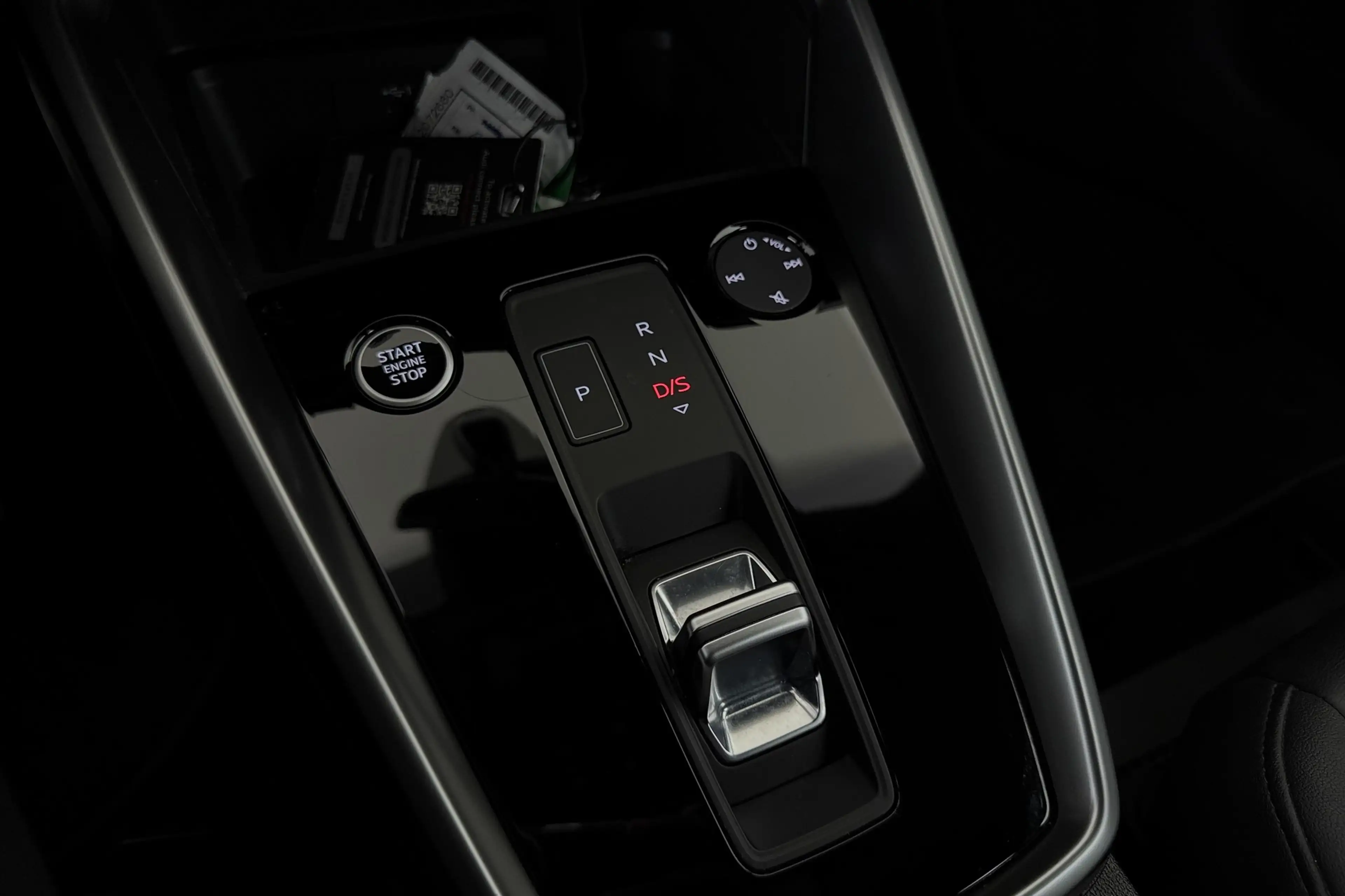 Audi A1 SPORTBACK 40 1.4TFSI-e S-TRONIC PHEV + GPS + LEDER — photo 12