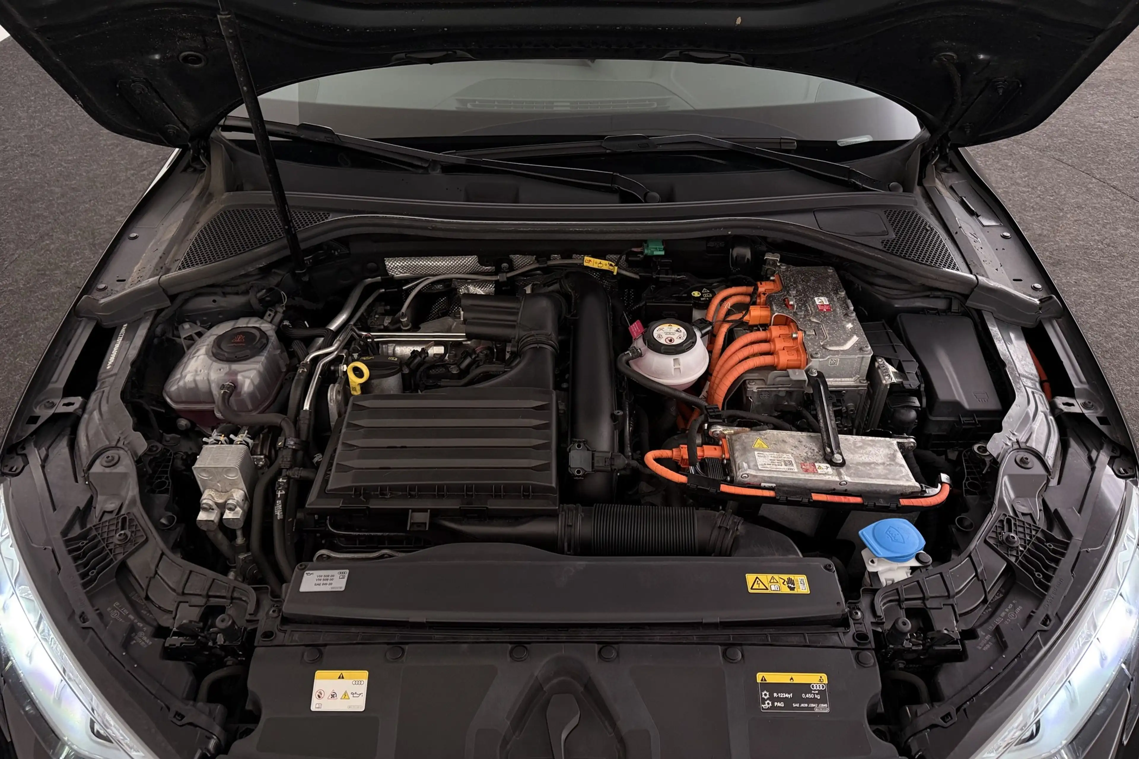 Audi A1 SPORTBACK 40 1.4TFSI-e S-TRONIC PHEV + GPS + LEDER — photo 14