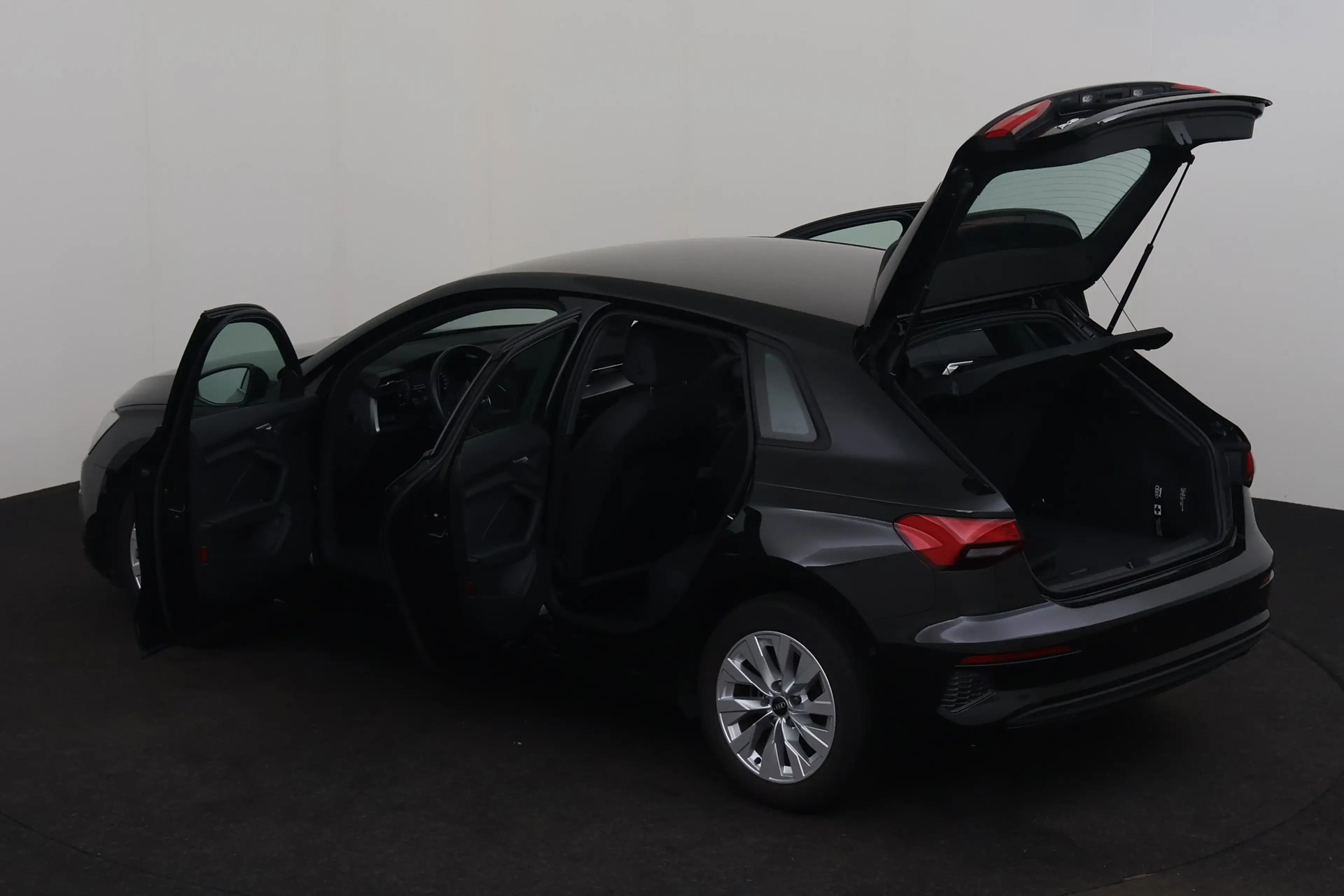 Audi A1 SPORTBACK 40 1.4TFSI-e S-TRONIC PHEV + GPS + LEDER — photo 8