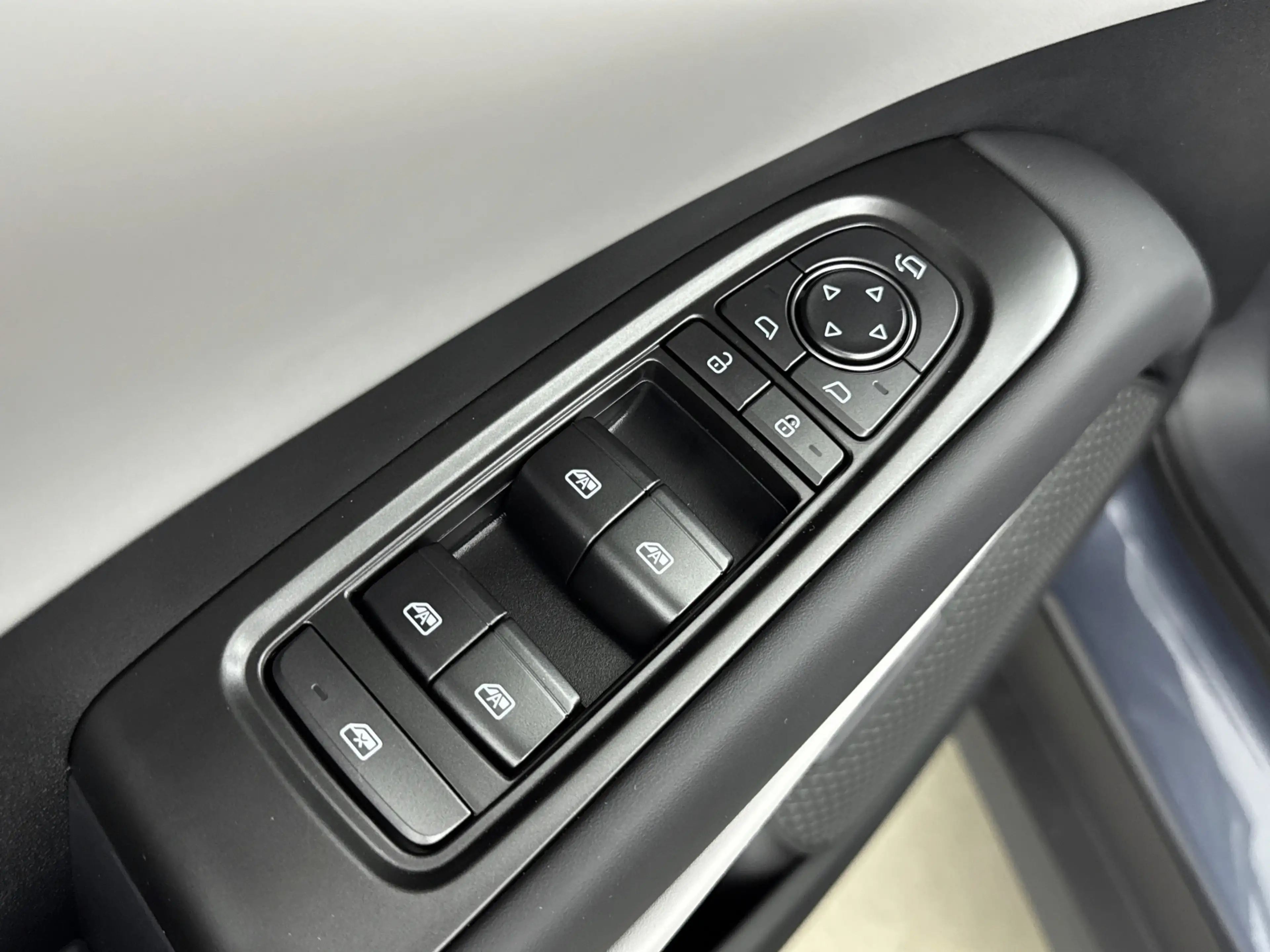 BYD Seal 6 Touring - 1.5 DM-i Comfort // SCHUIFKANTELDAK // 1 — photo 26