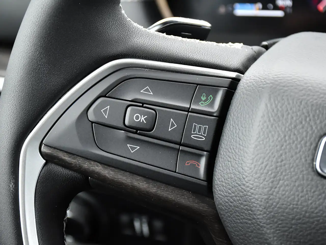 Jeep Grand Cherokee снимка Jeep Grand Cherokee