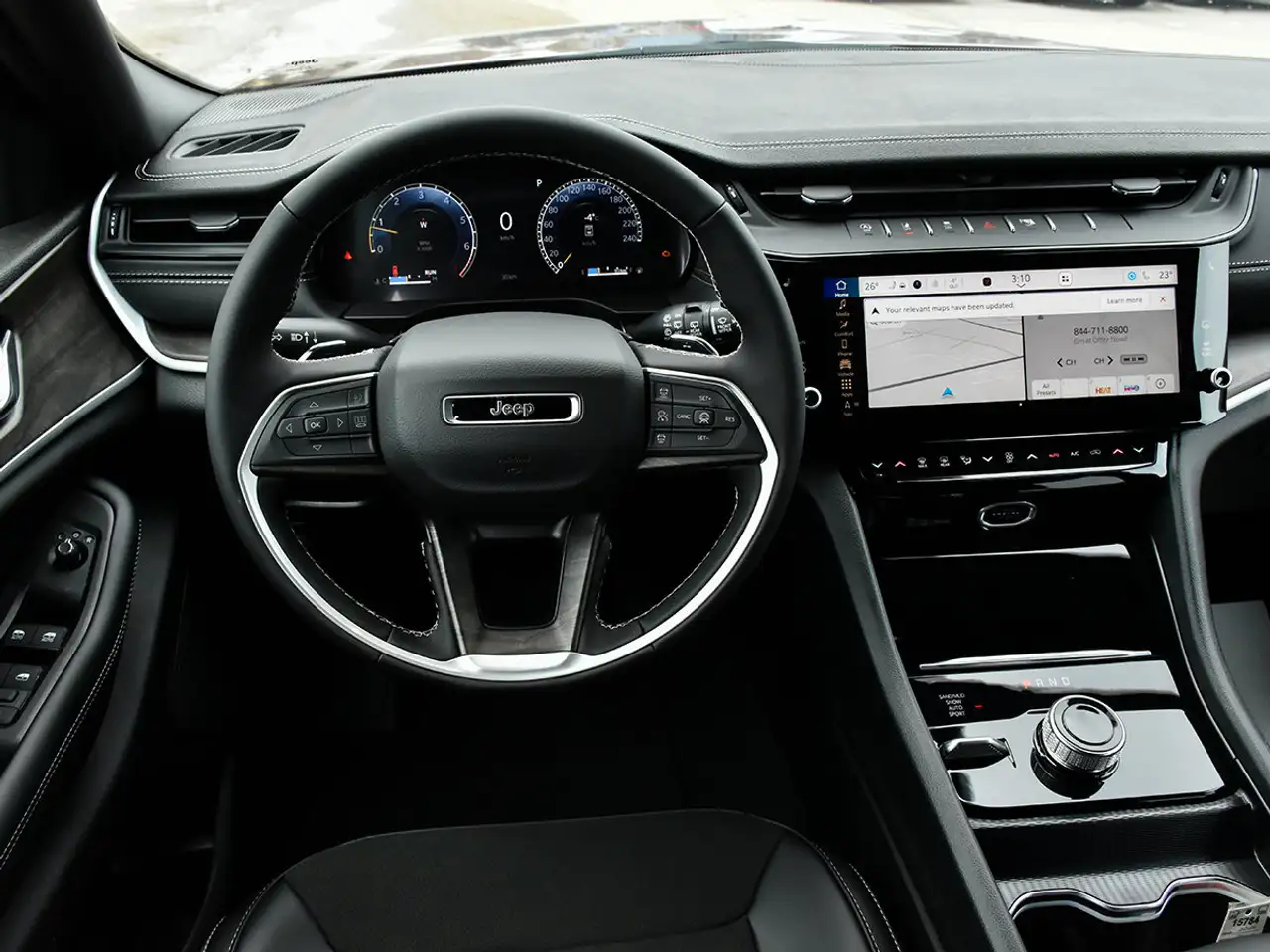 Jeep Grand Cherokee снимка Jeep Grand Cherokee