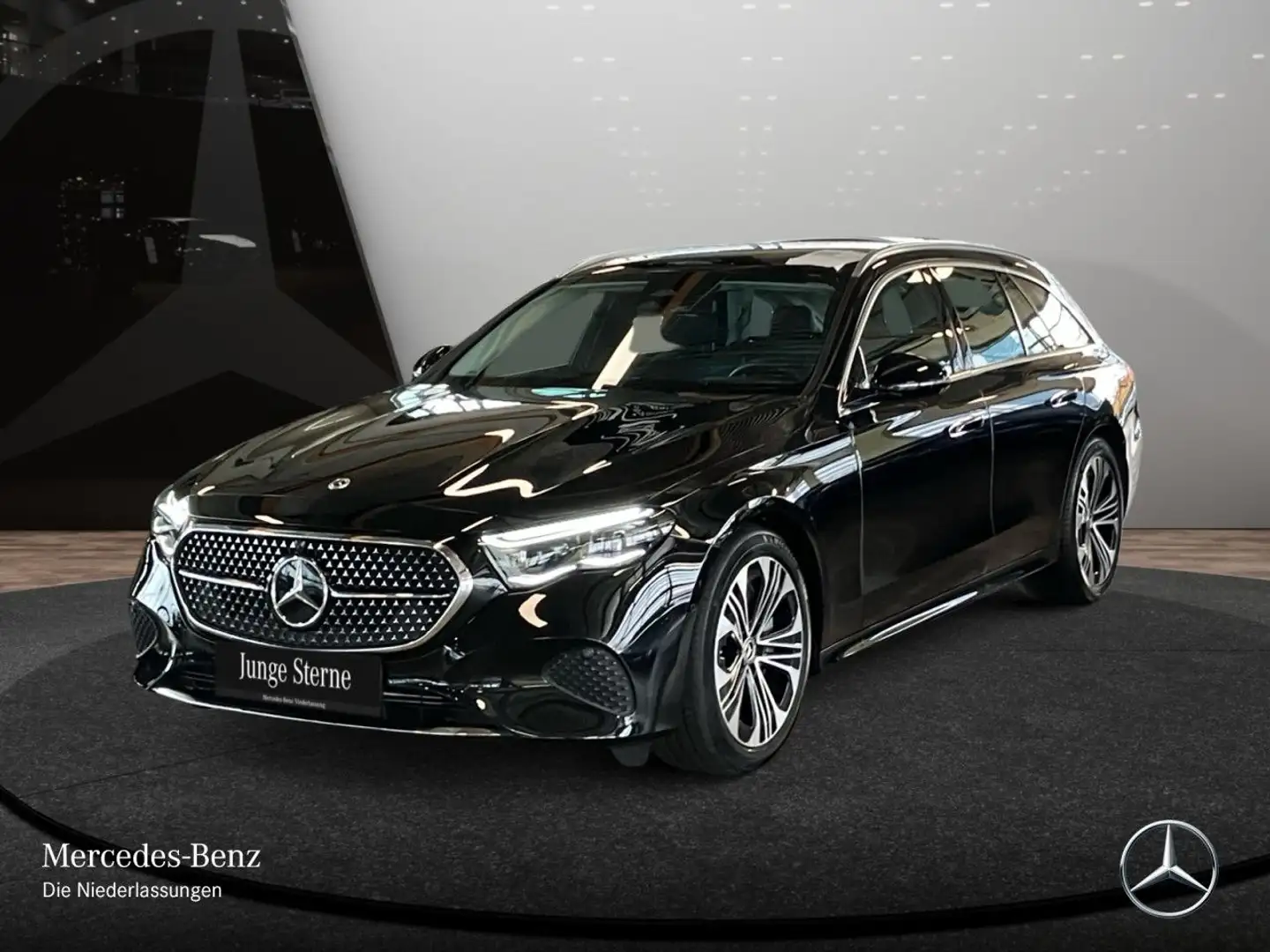 Mercedes-Benz E 300 e T Hybrid Avantgarde 360° Distr. AHK PTS 9G Schwarz - 2