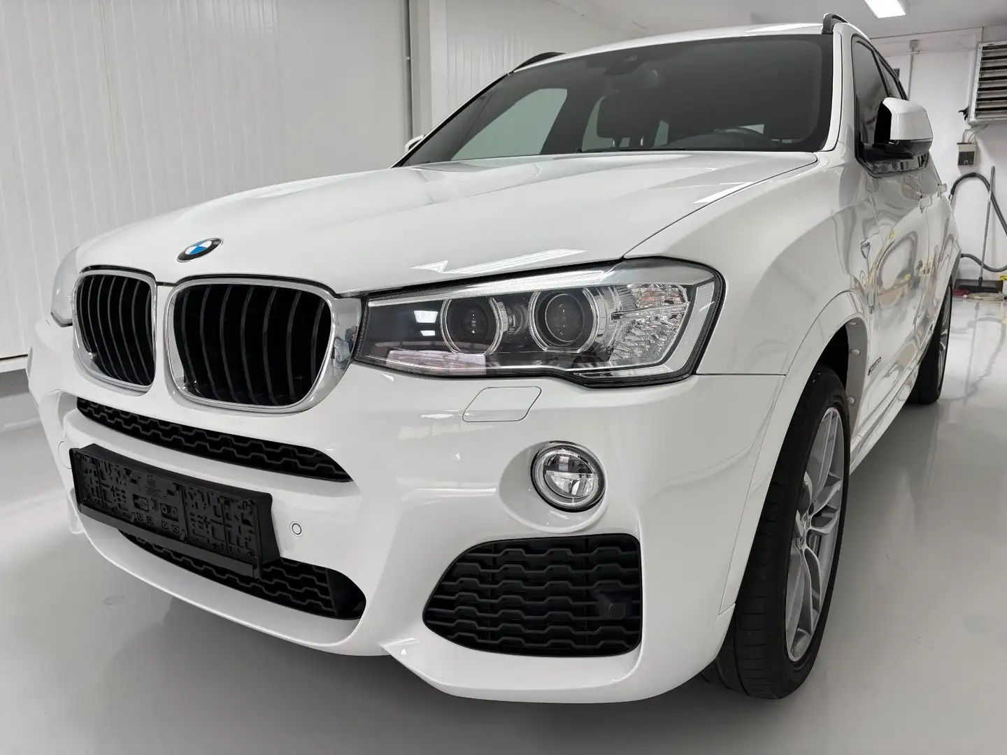 BMW X3 xDrive 20 d M Sport Blanc - 1