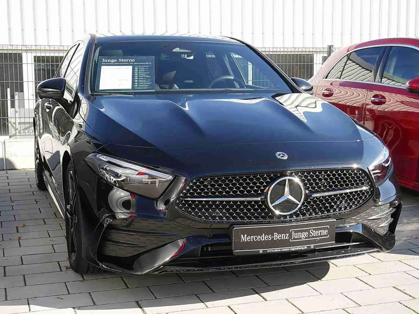 Mercedes-Benz A 250 4M AMG PREMIUM PLUS+DIST.+PANO+HUD+MEMORY+ Negru - 2