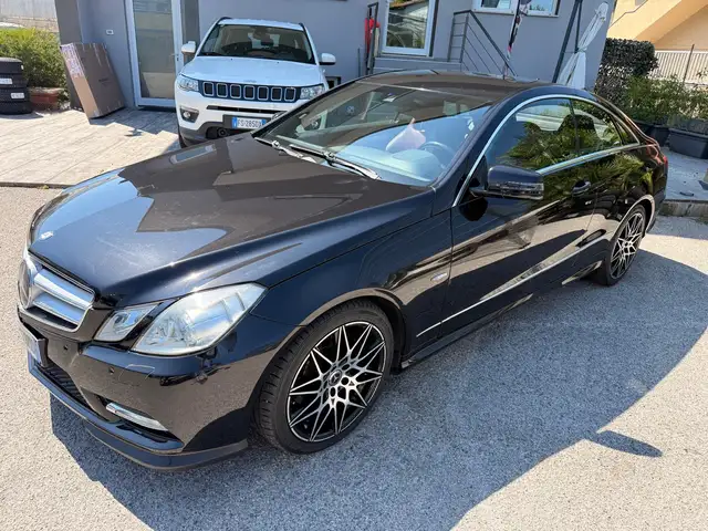 Mercedes-Benz E 250 Classe E - C207 Coupe Coupe cdi be Avantgarde