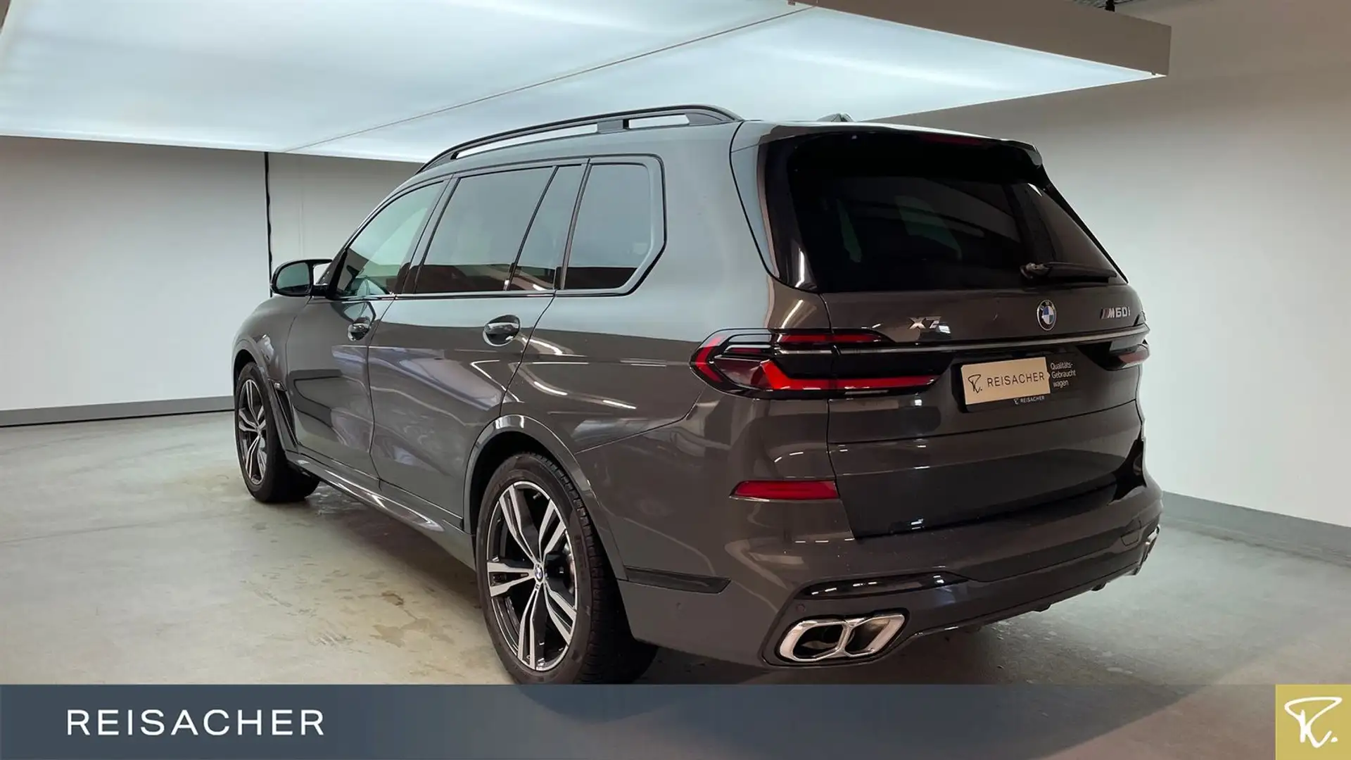 BMW X7 M60i xDrive A SkyLou,AHK,DAProf,Massage,BAB-A Grau - 2