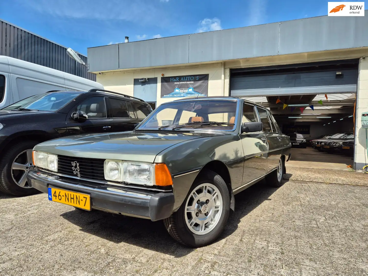 Peugeot 604 2.8 V6 STI Groen - 1