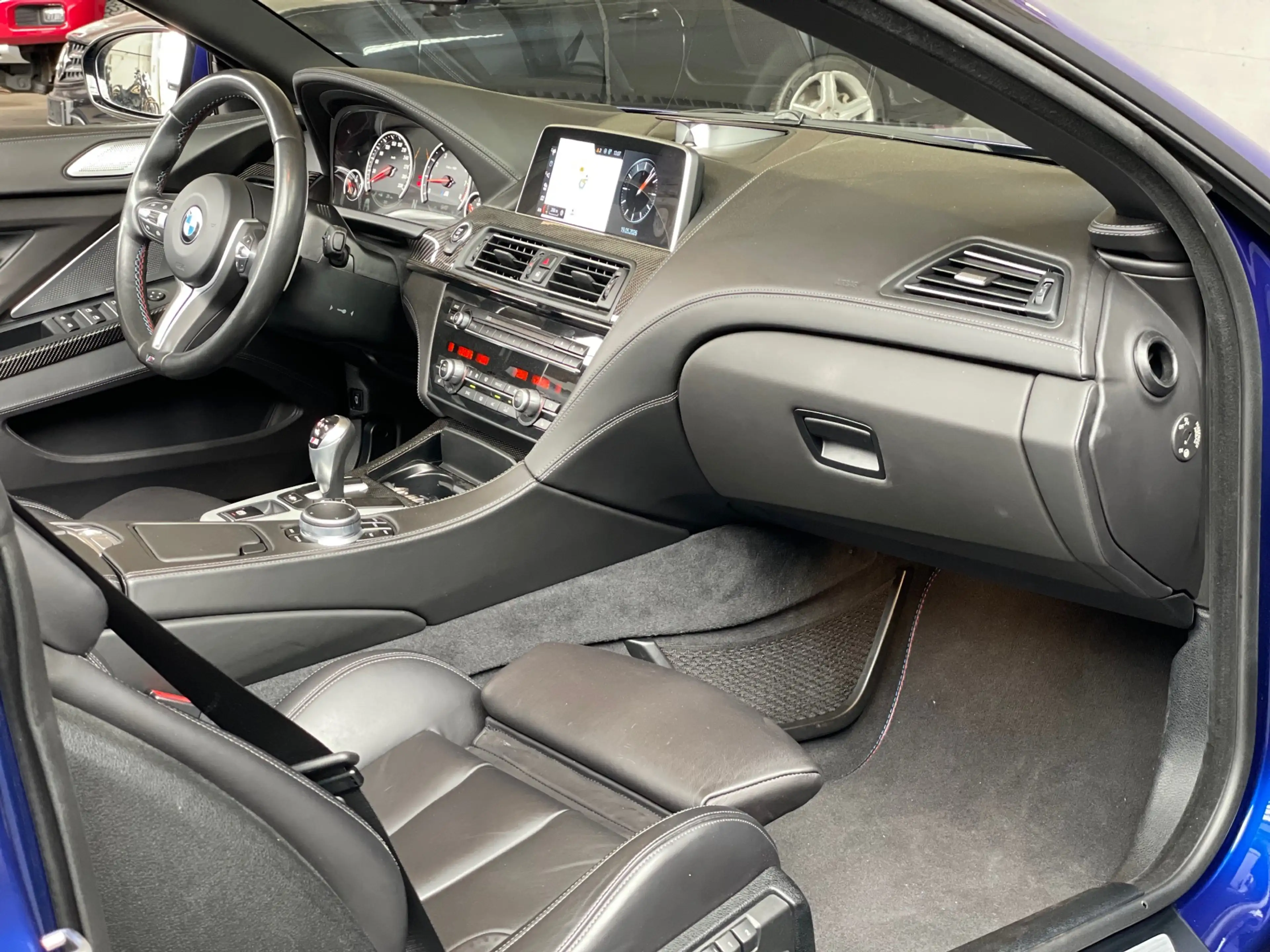 BMW M6 Competition Top Zustand 1. Hand — photo 11