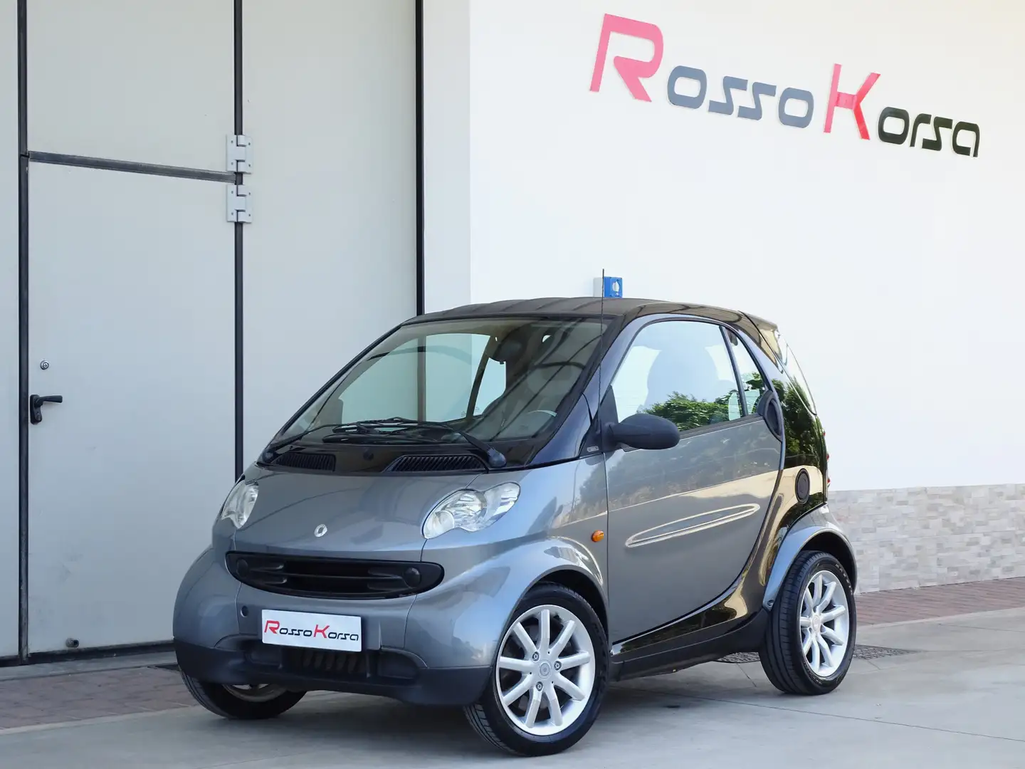smart forTwo 0.8 cdi PERFETTA/NEOPATENTATI Gris - 1